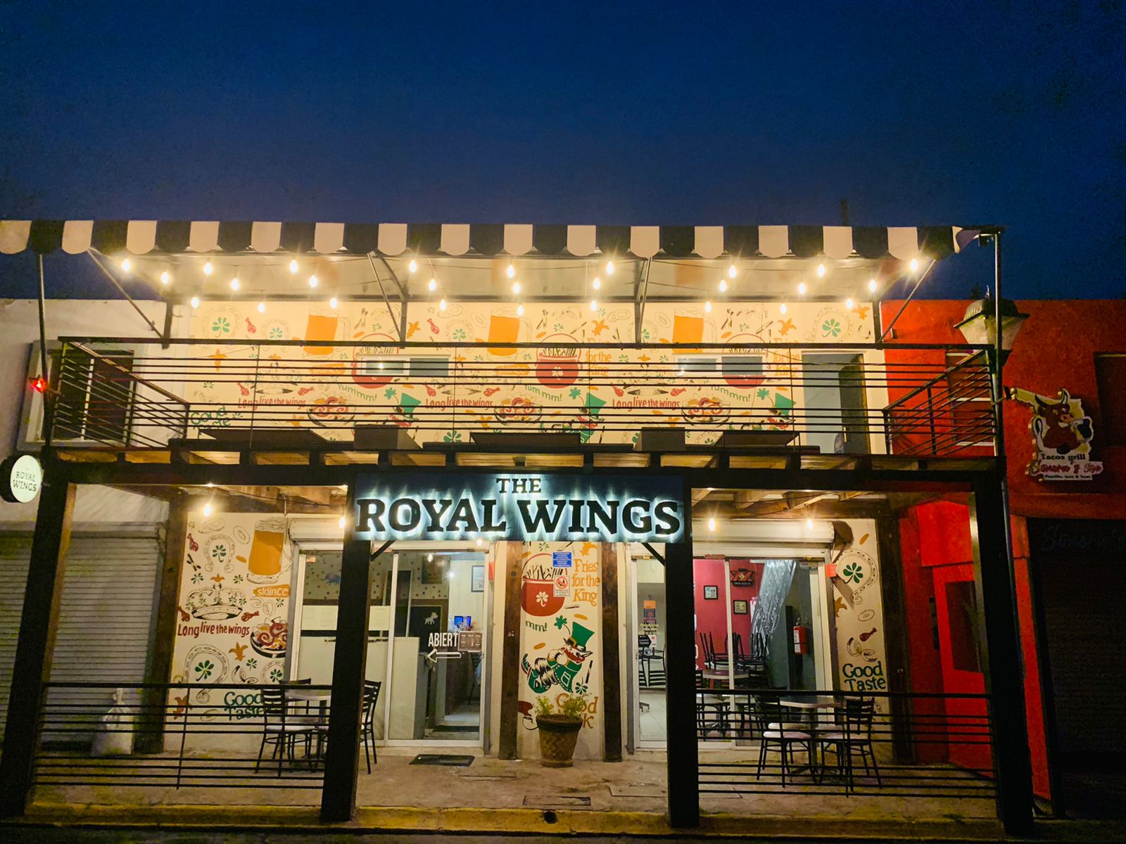 The Royal Wings image 1