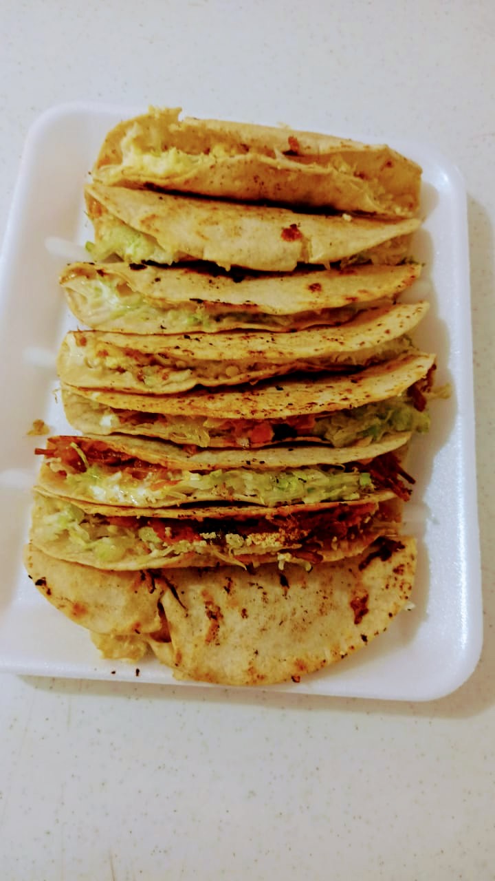 Cenaduria las Glorias image 6