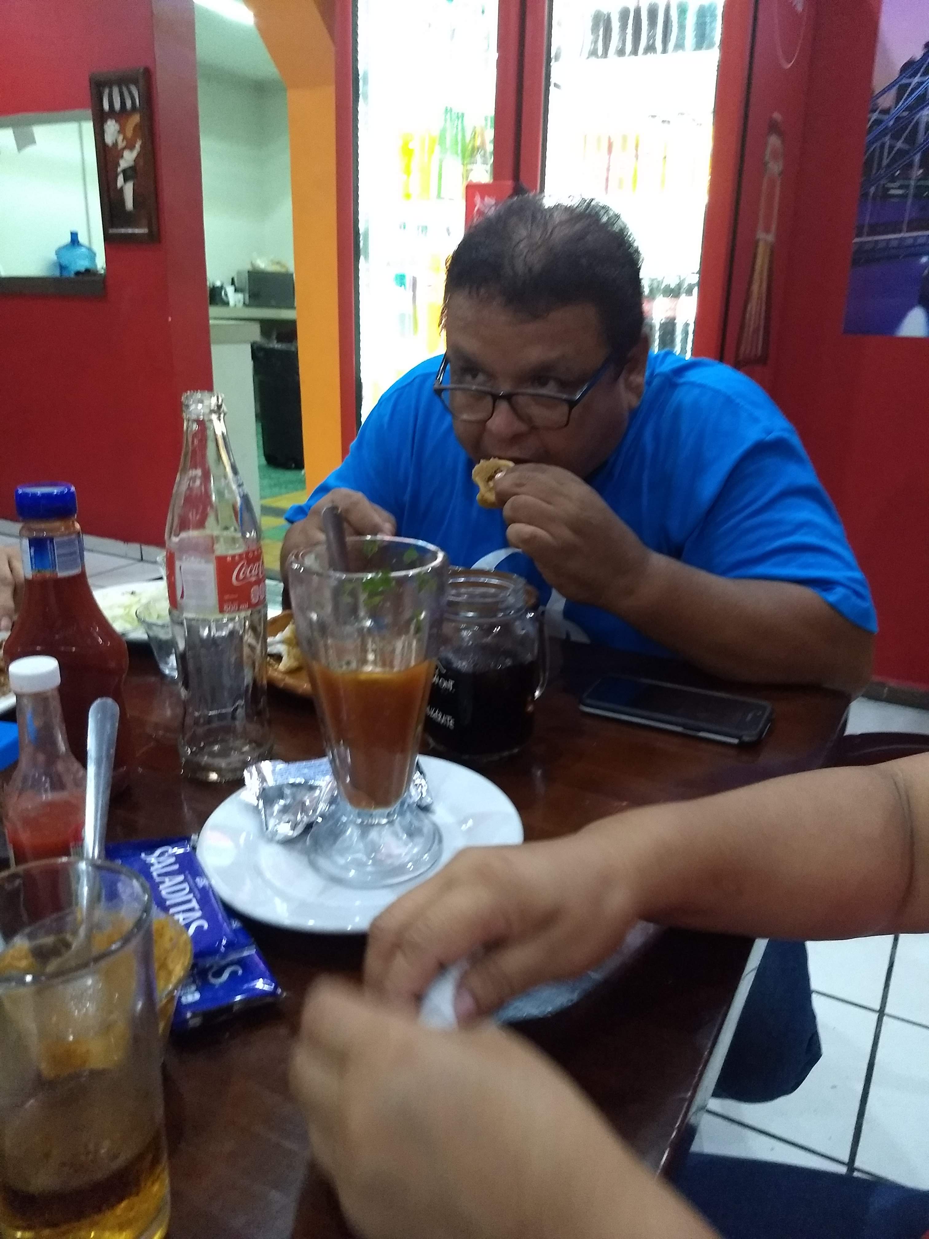 Pescaderia “Mocambo” image 5