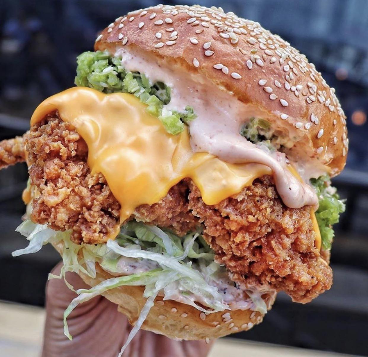 La Suprema Hamburguesas y Taqueria (Tacos al Pastor ) image 1