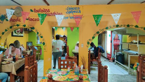 Cenaduria "MamaChela" image 4
