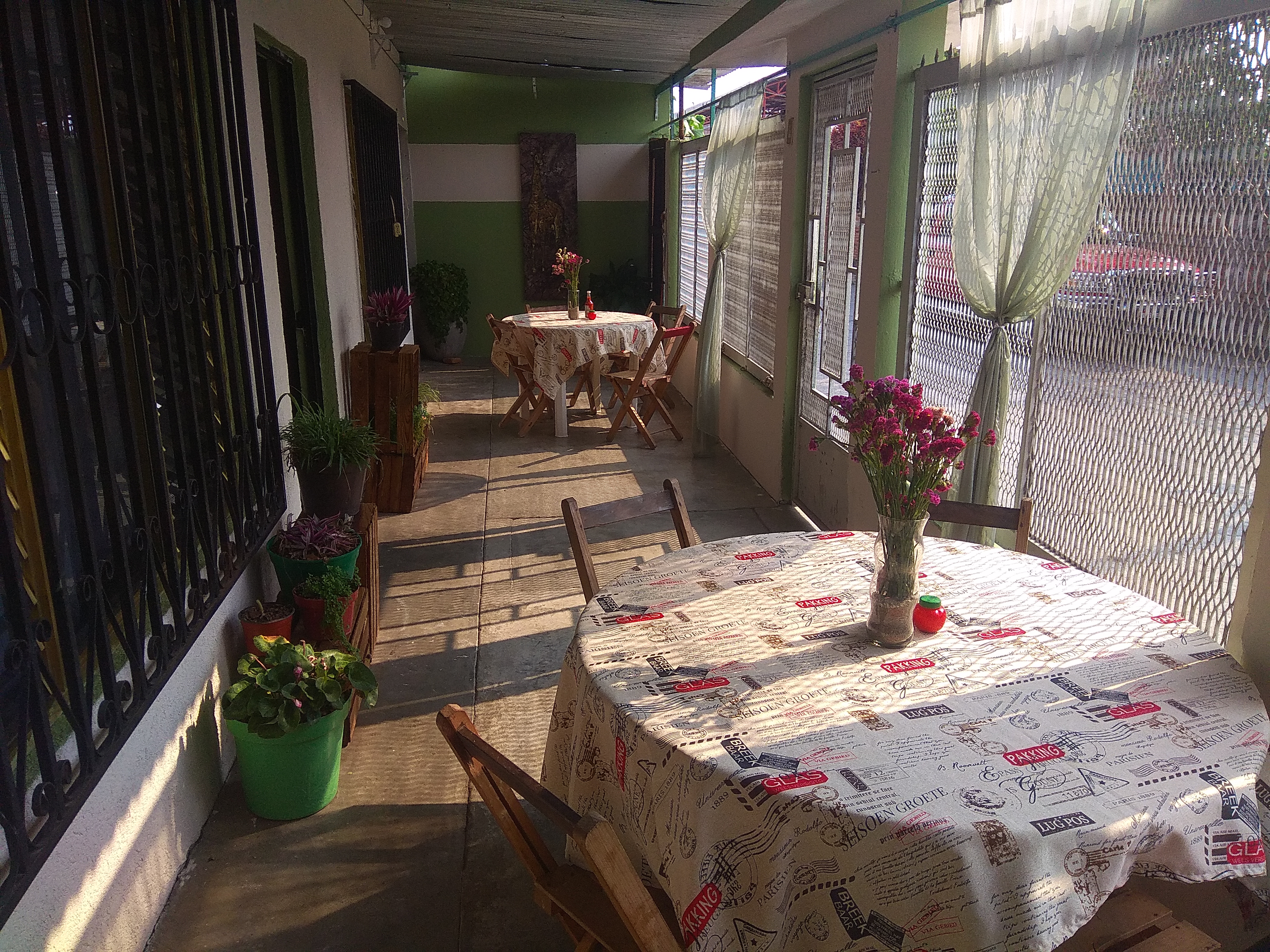 Cenaduria Jardines image 1