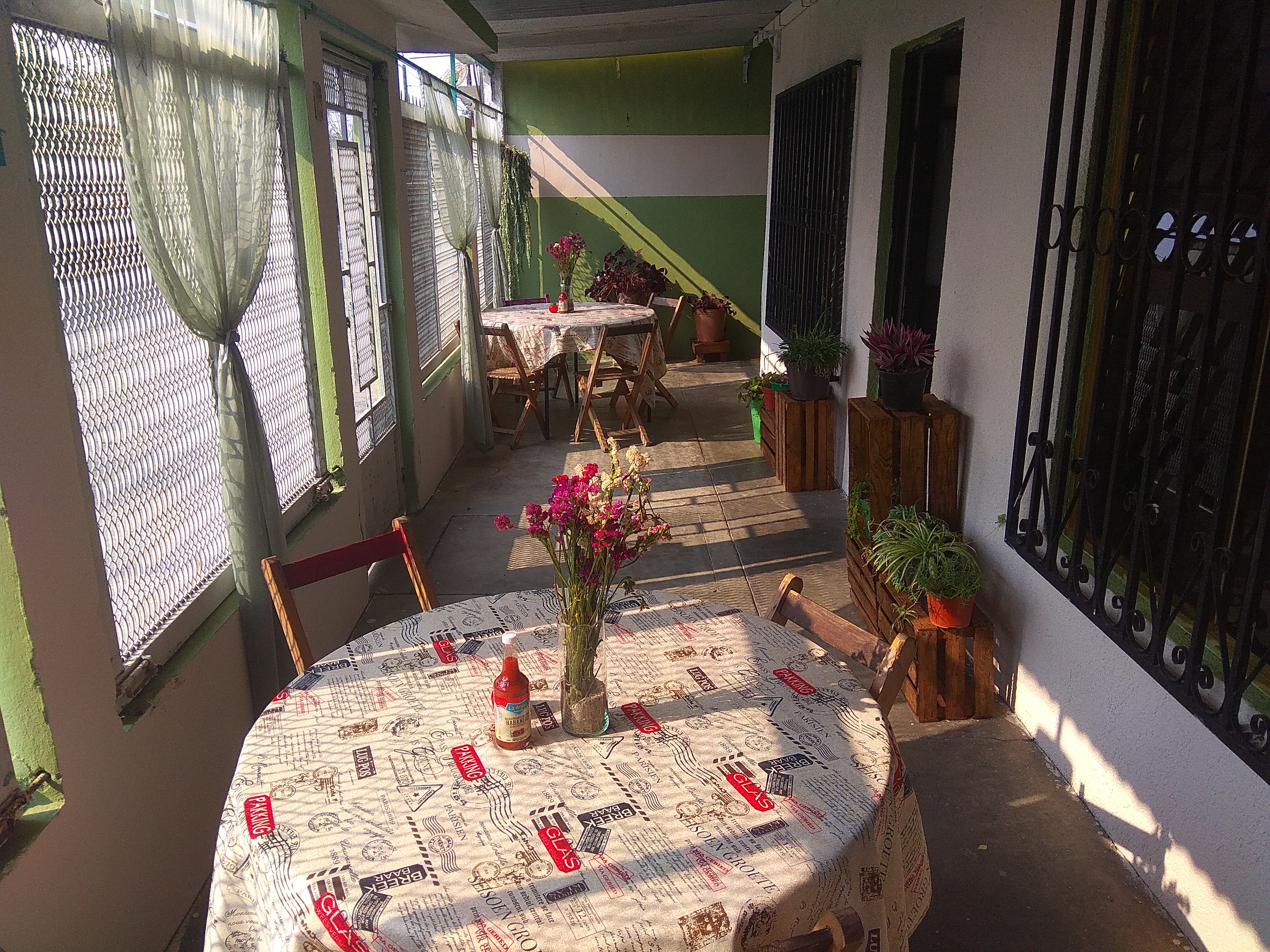 Cenaduria Jardines image 2