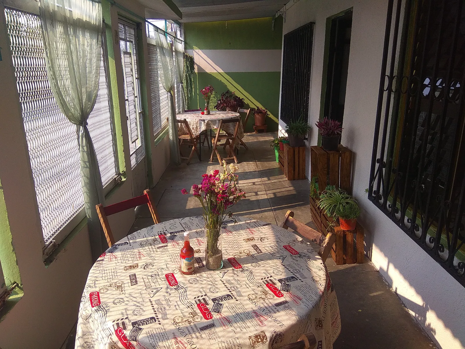 Cenaduria Jardines image 2