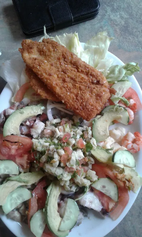 Mariscos Miramar image 2