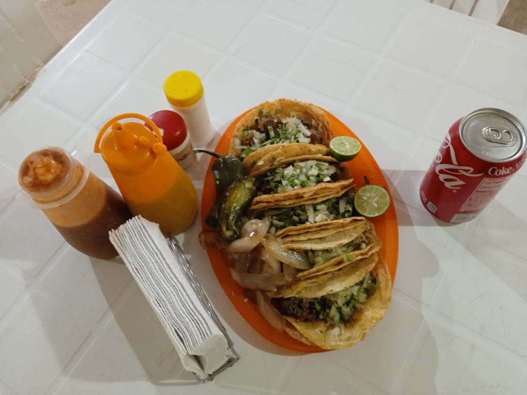 TAQUERIA, Los pinches tacos image 2