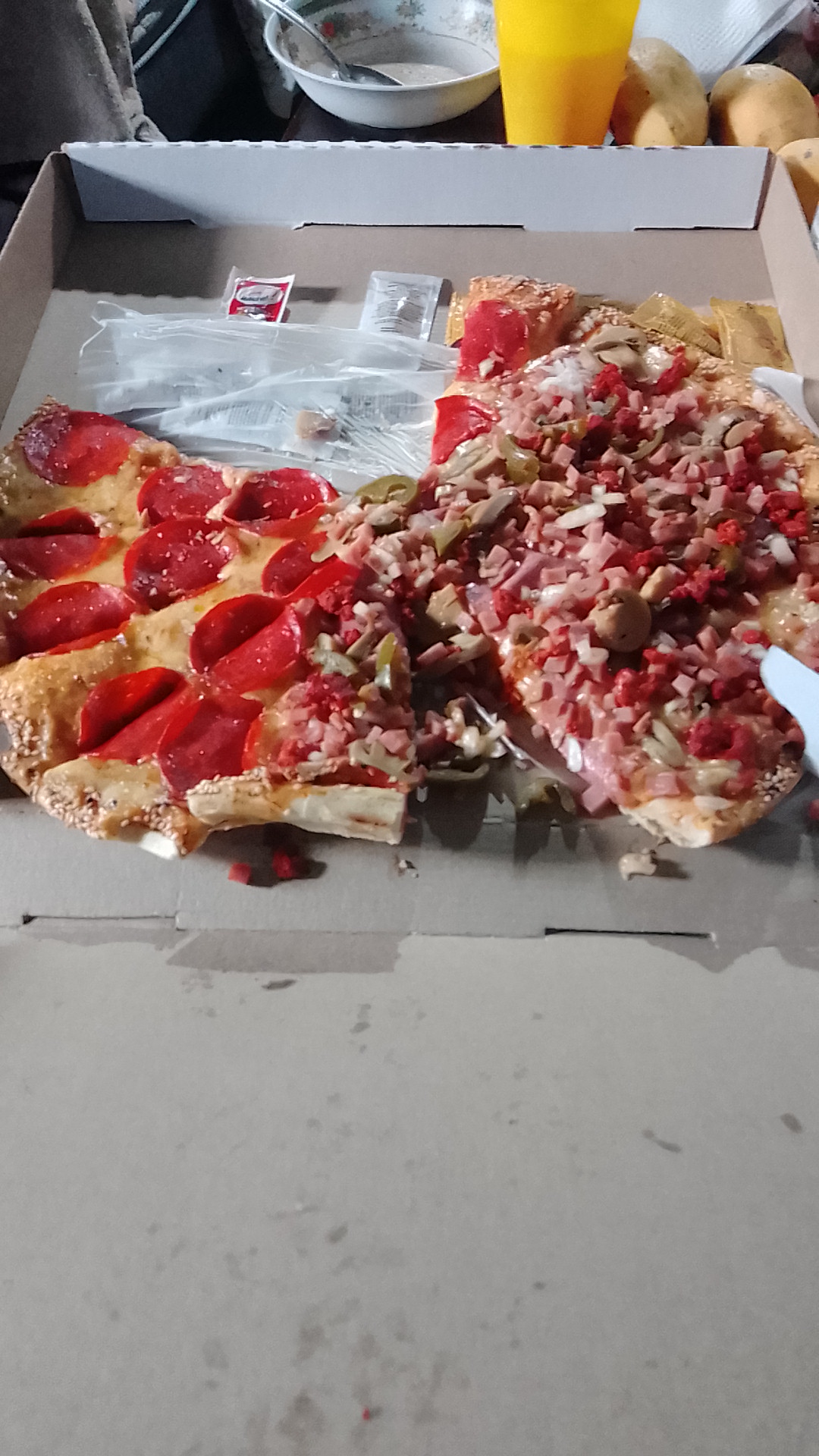 CHUMO'S PIZZA image 2