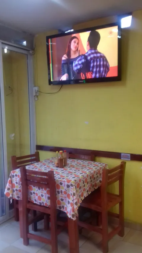 CHUMO'S PIZZA image 4