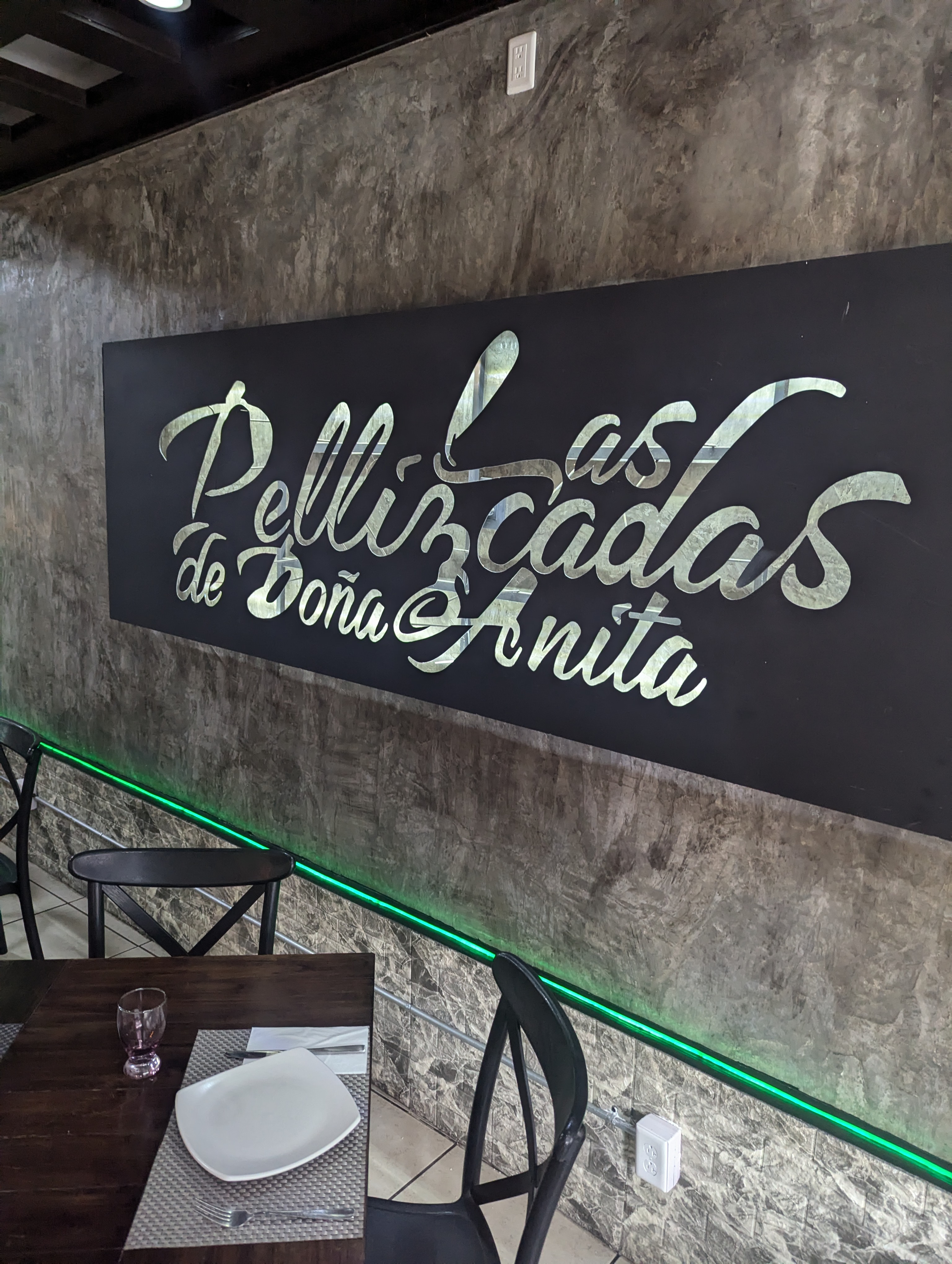 Las Pellizcadas de Doña Anita image 7