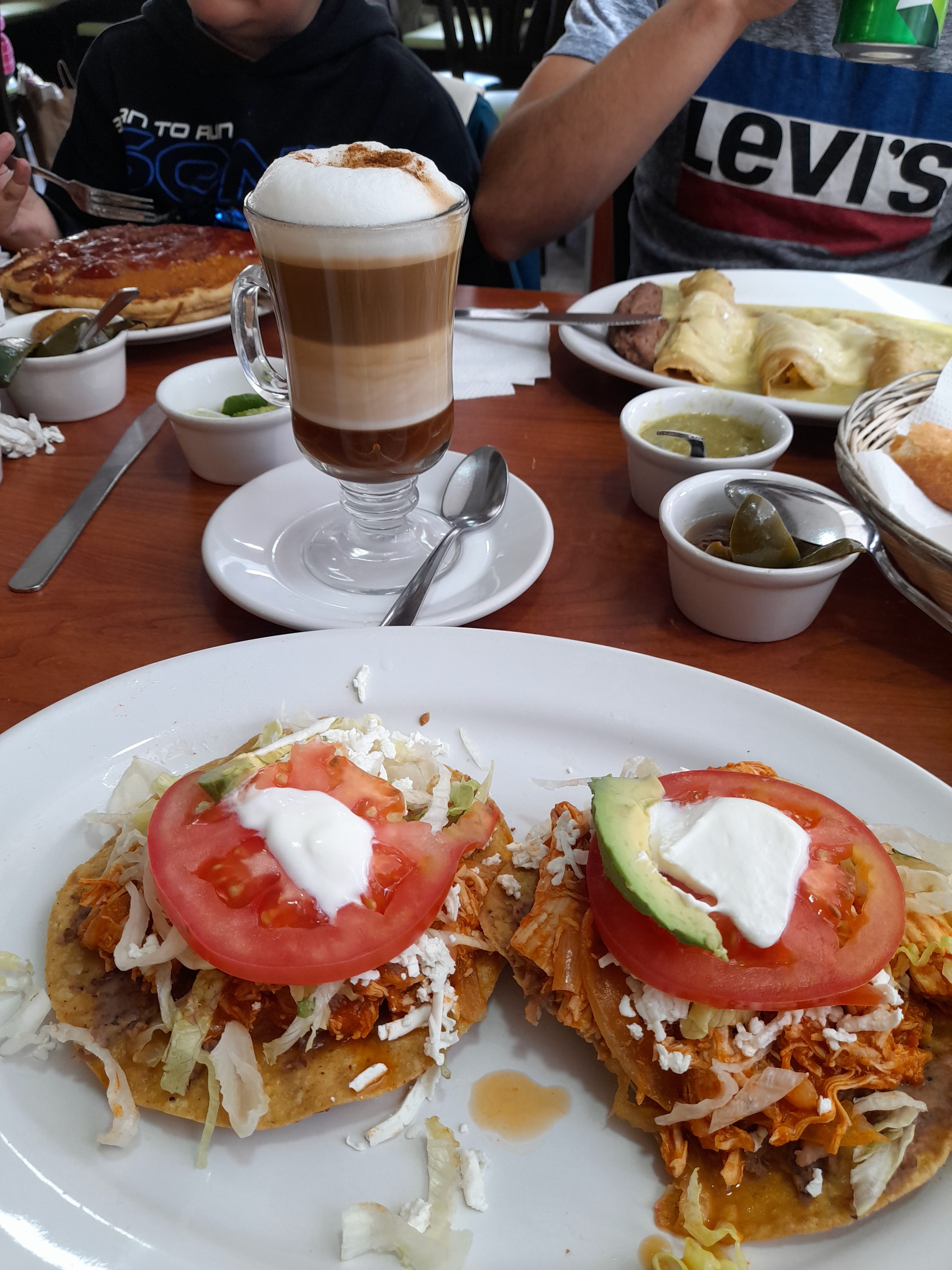 Bisquets Obregón image 6