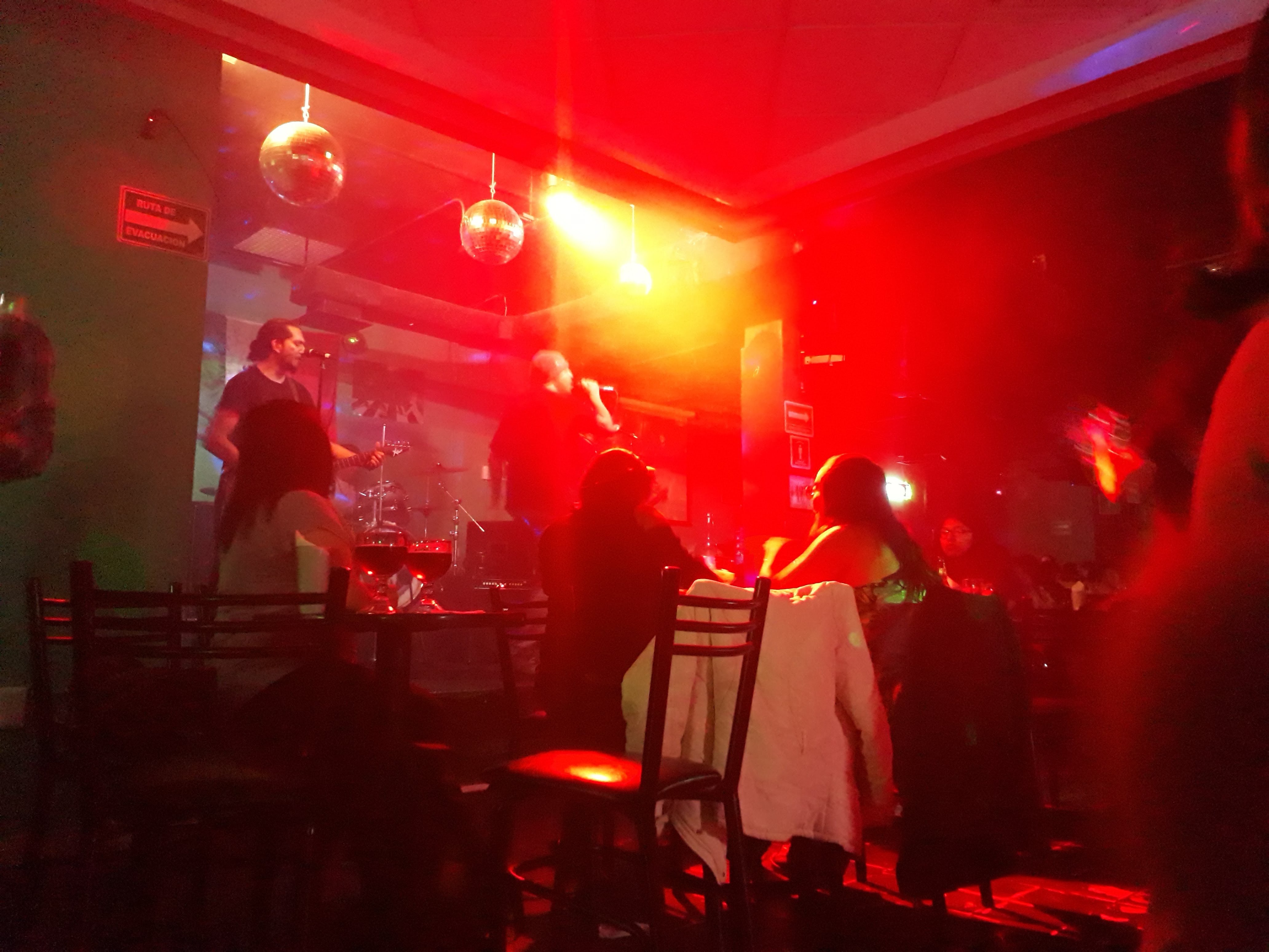 Restaurante The Hell Rock & Drinks image 8