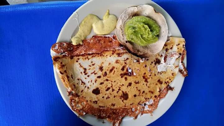 Taquería "Los de Enfrente" image 5