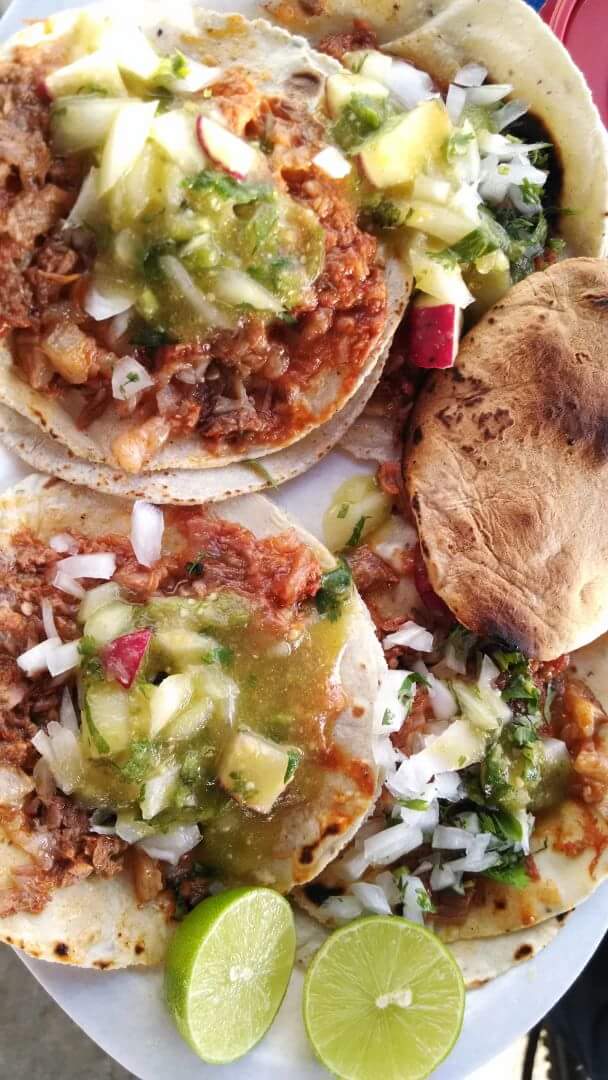 Taquería "Los de Enfrente" image 8