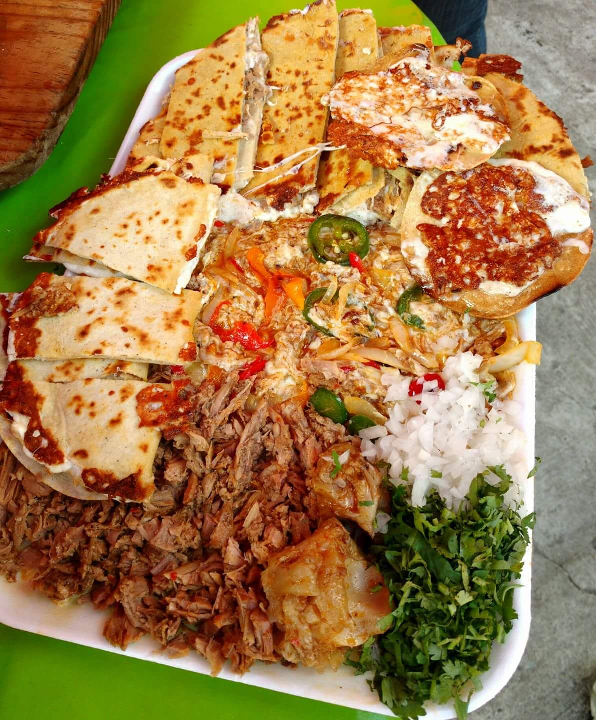 Taquería "Los de Enfrente" image 10