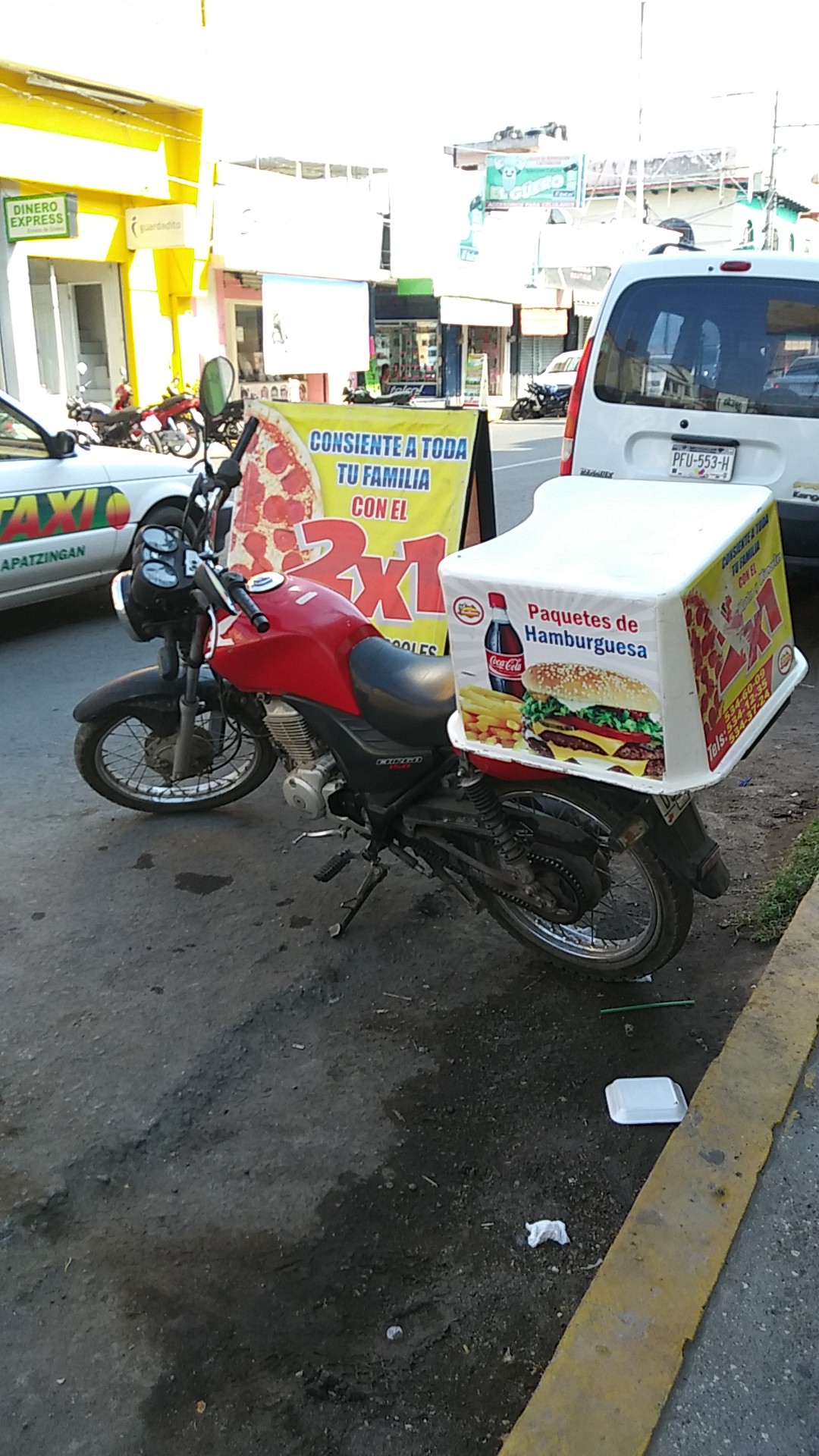 Mac Ricos Pizza image 3