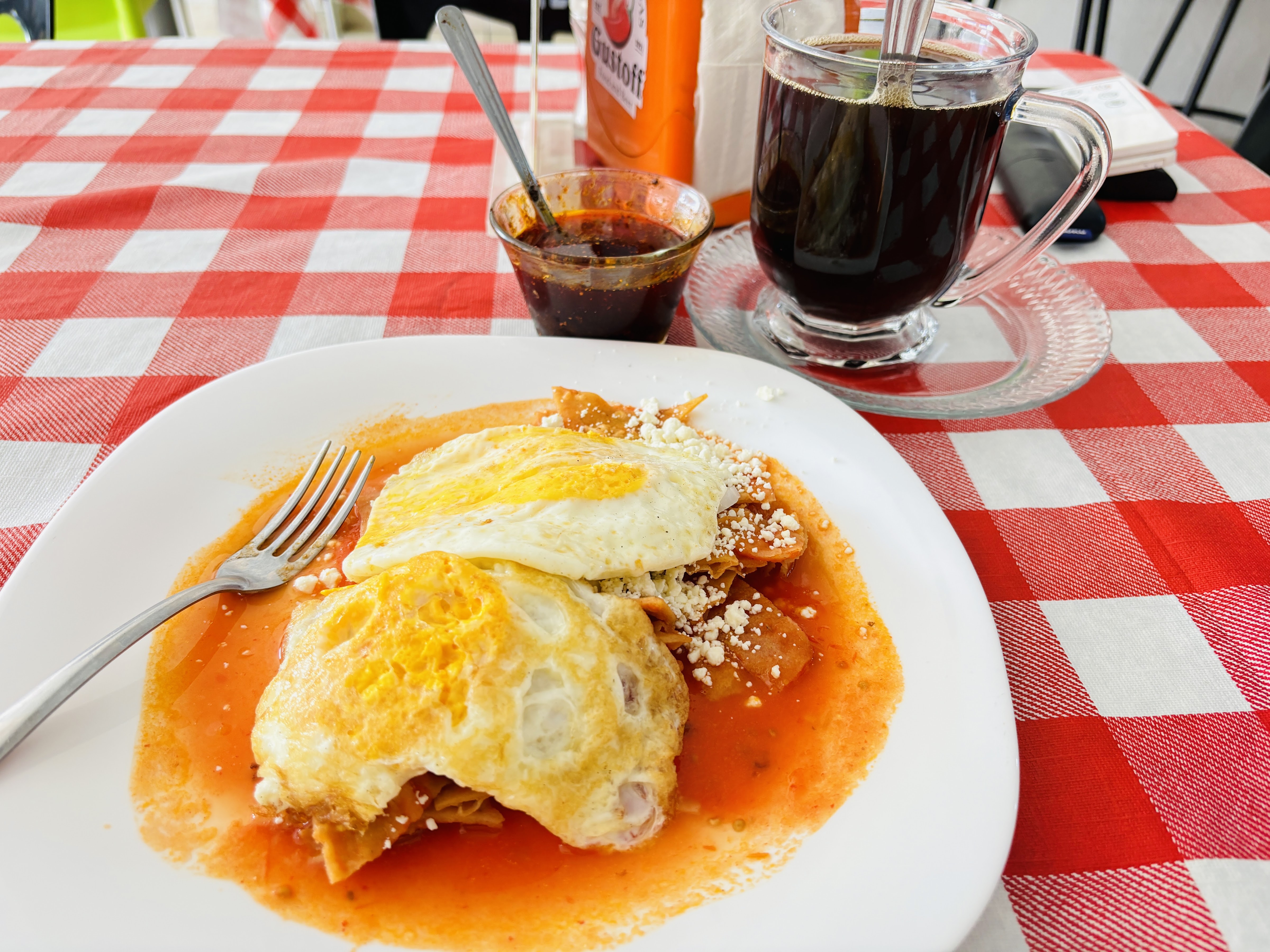 Tacos y tortas ahogadas Gustoff image 2