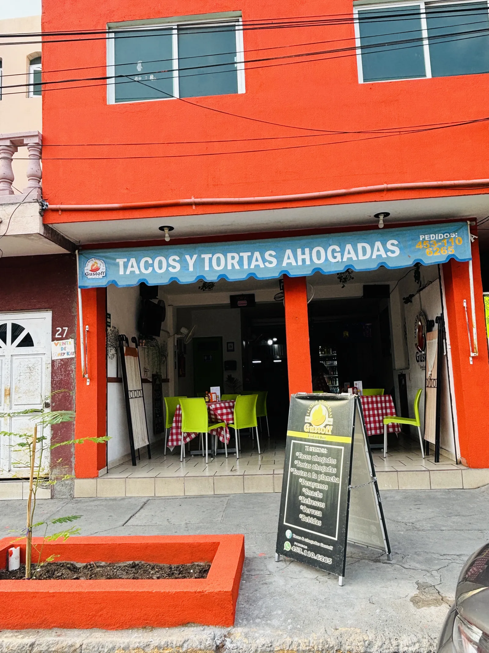 Tacos y tortas ahogadas Gustoff image 4
