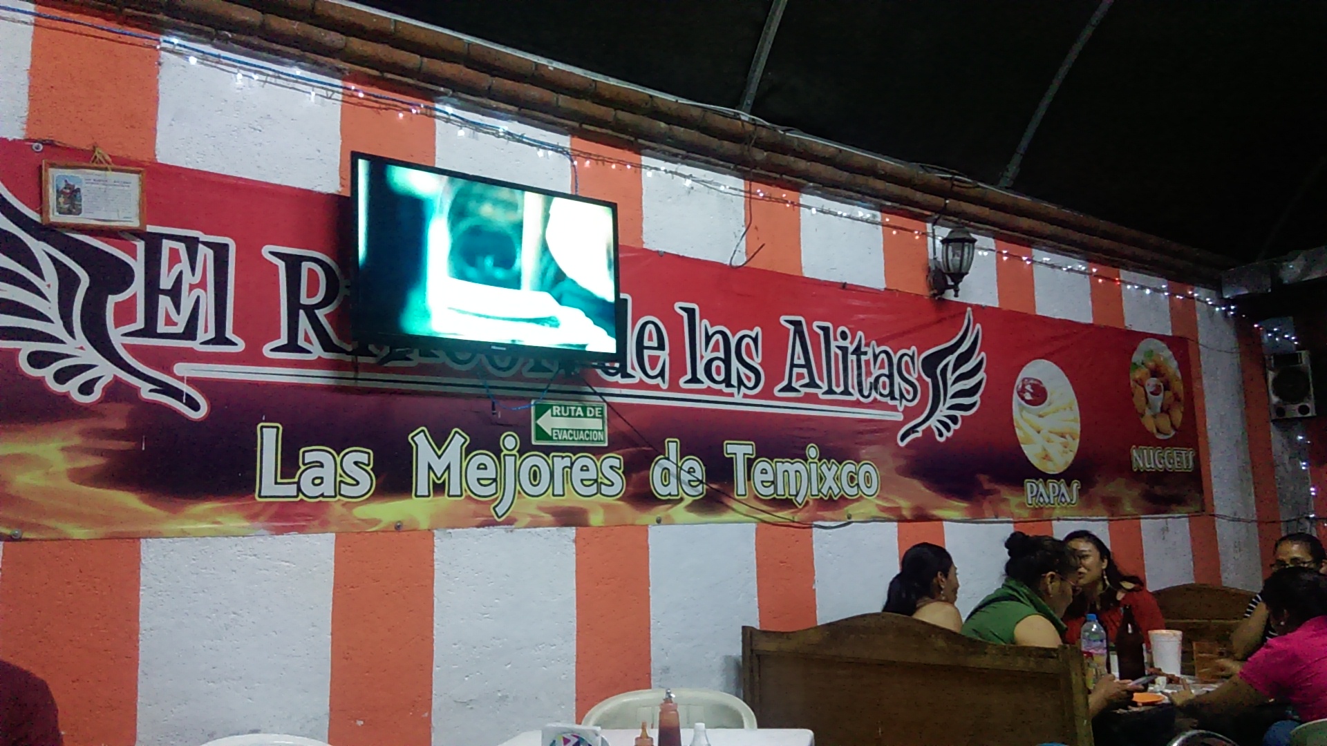El Rincón De Las Alitas image 7