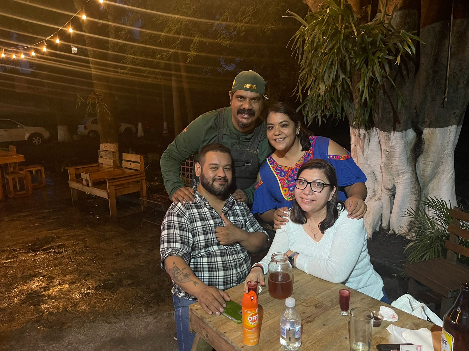 La Oficina Bar & Grill image 8
