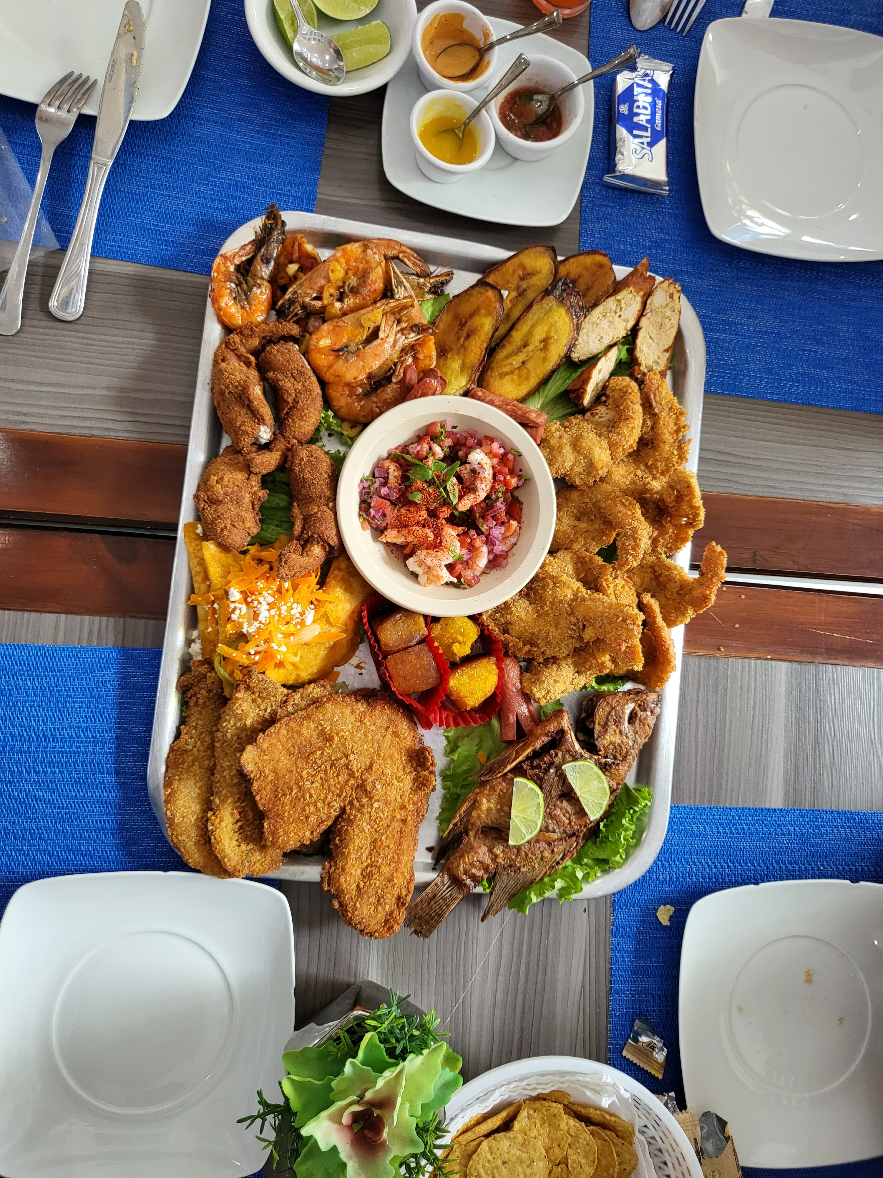 Camino Secreto Mariscos image 5