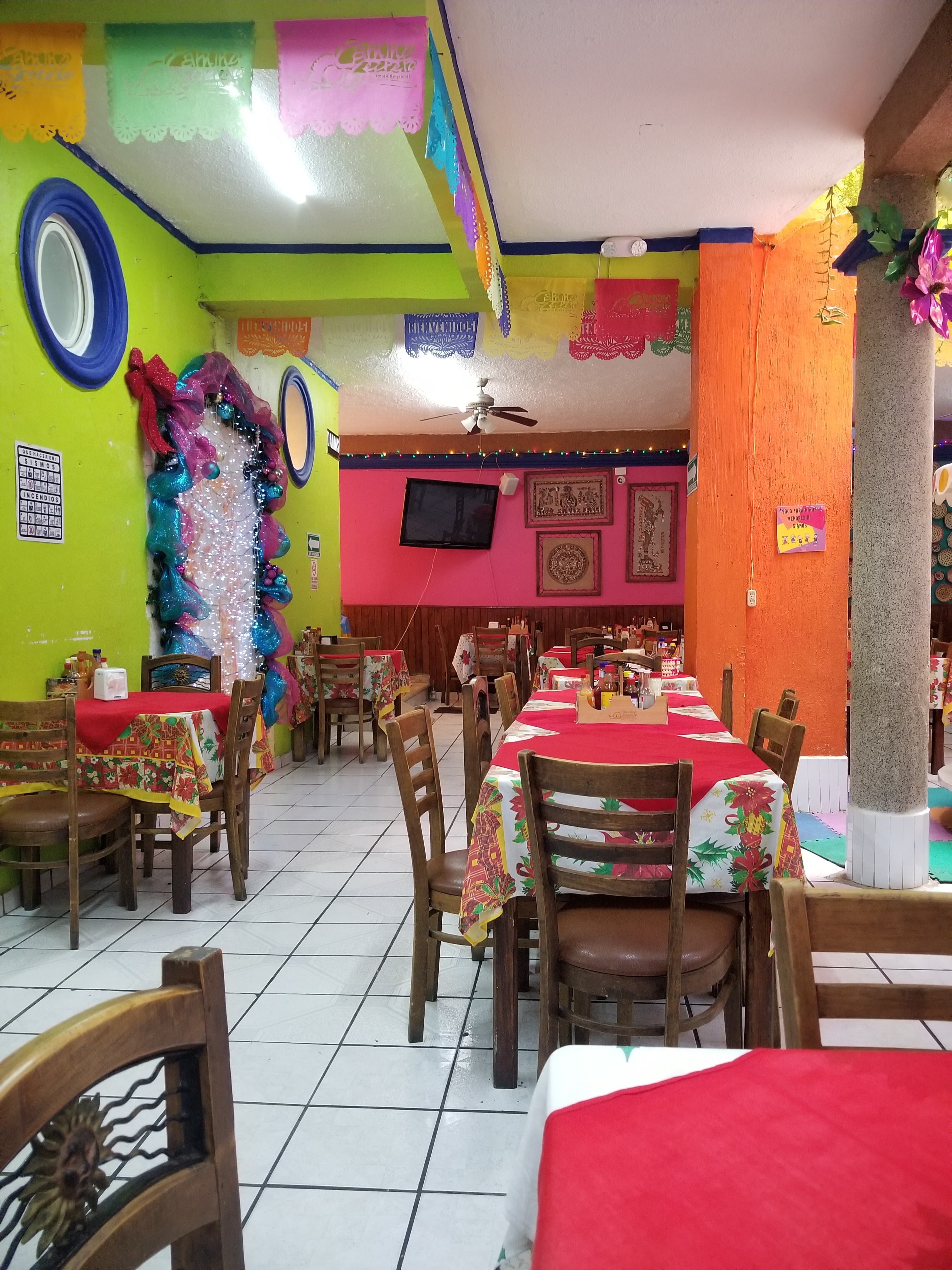 Camino Secreto Mariscos image 9