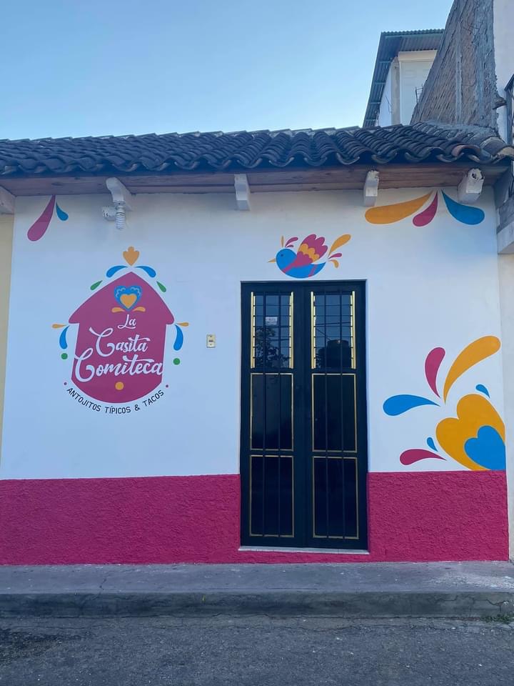 La Casita Comiteca image 5
