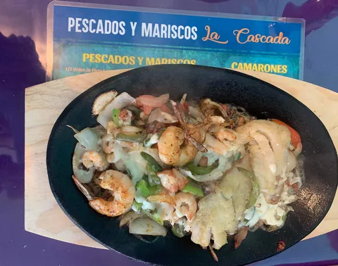 Mariscos La Cascada image 4