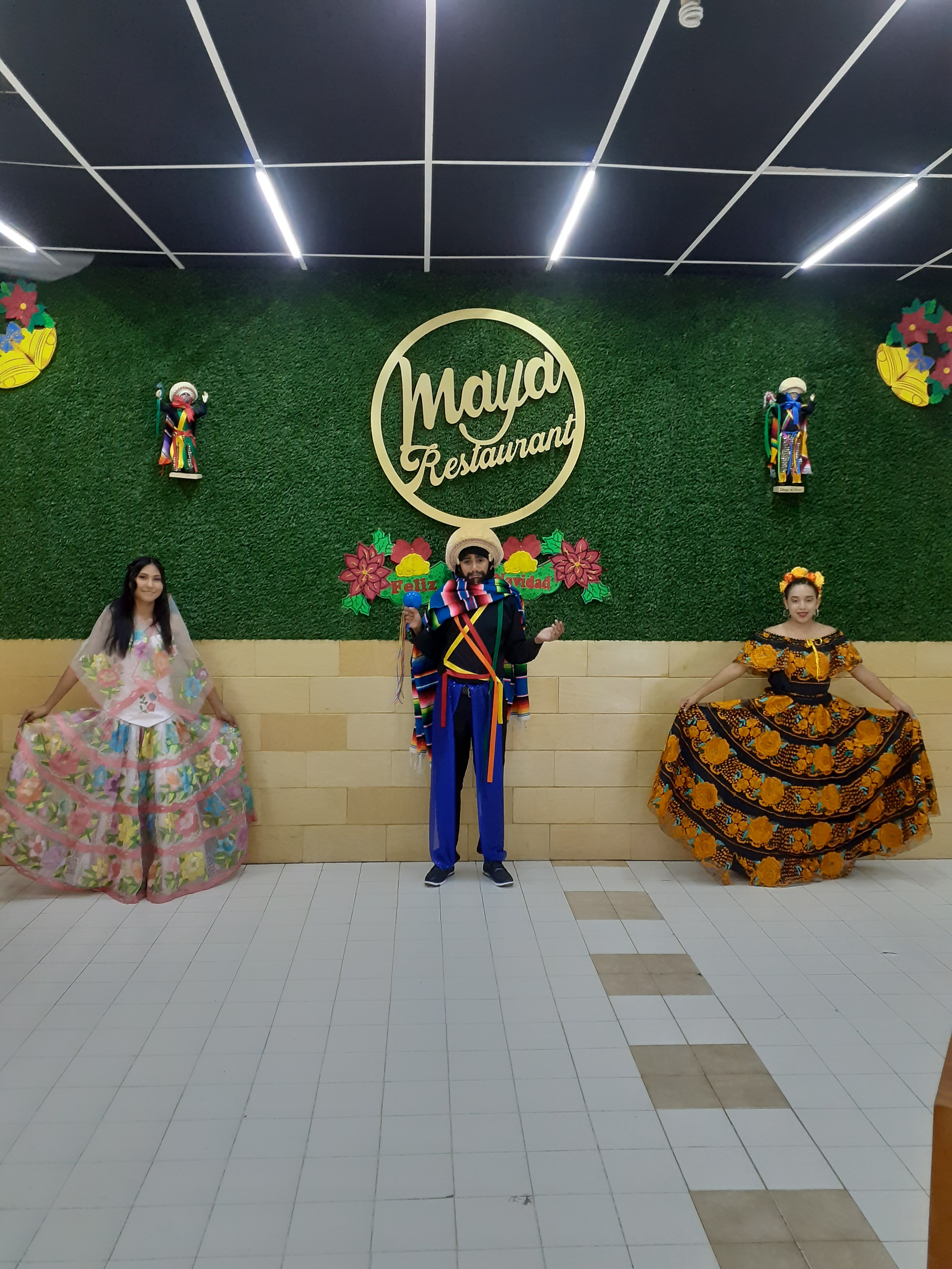 Maya restaurant image 2