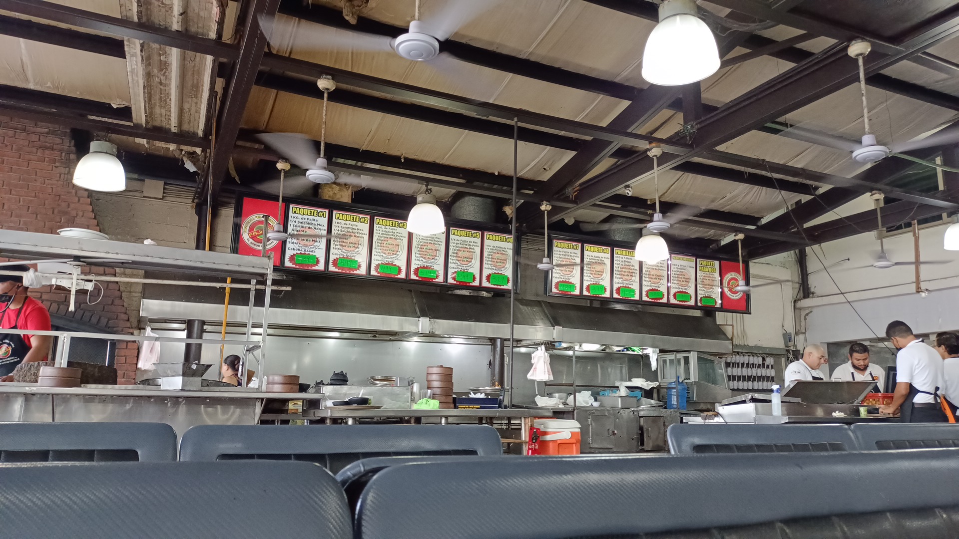 El Guero Fajas image 3