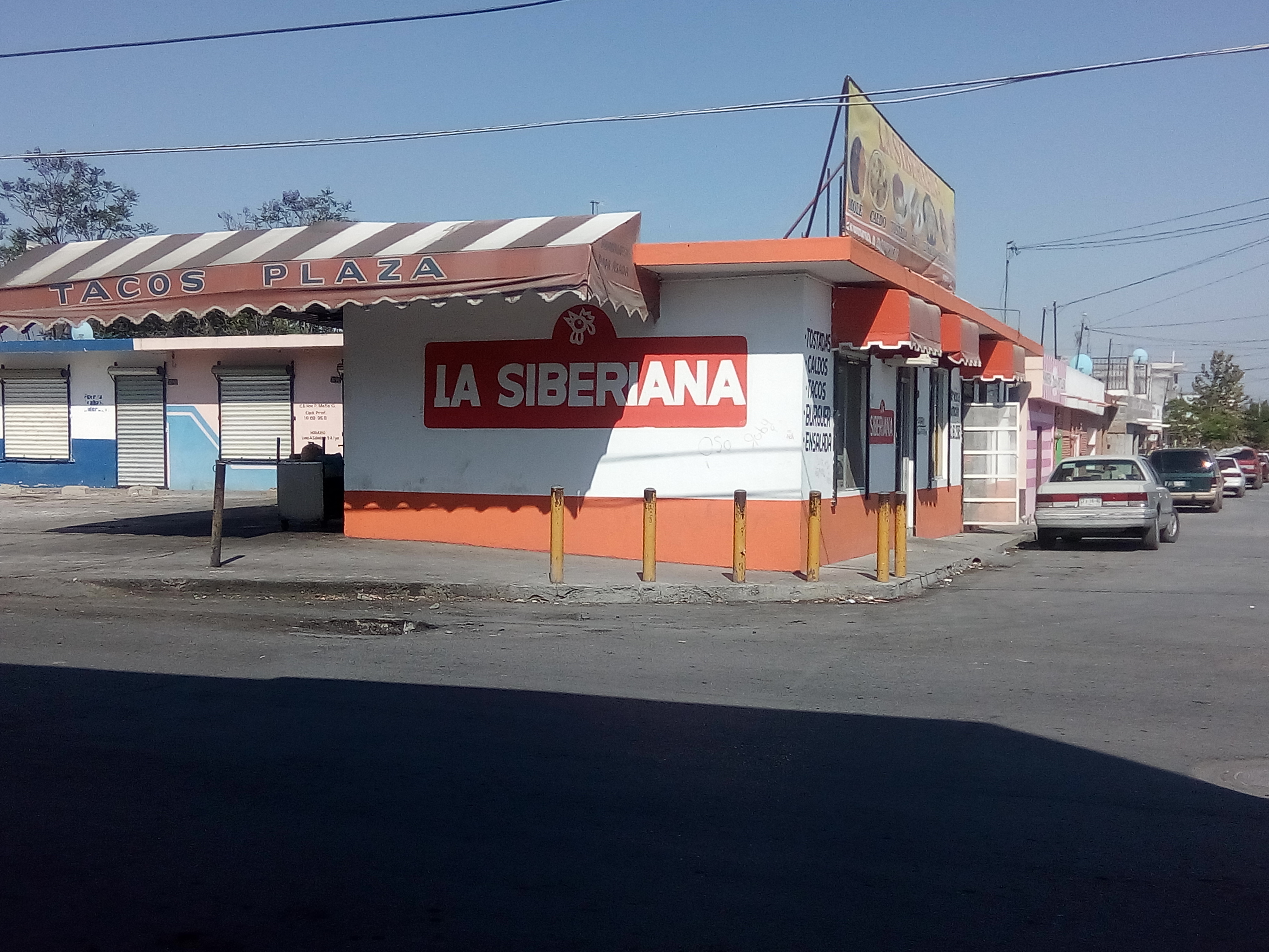 La Siberiana Plaza de la Mujer image 9