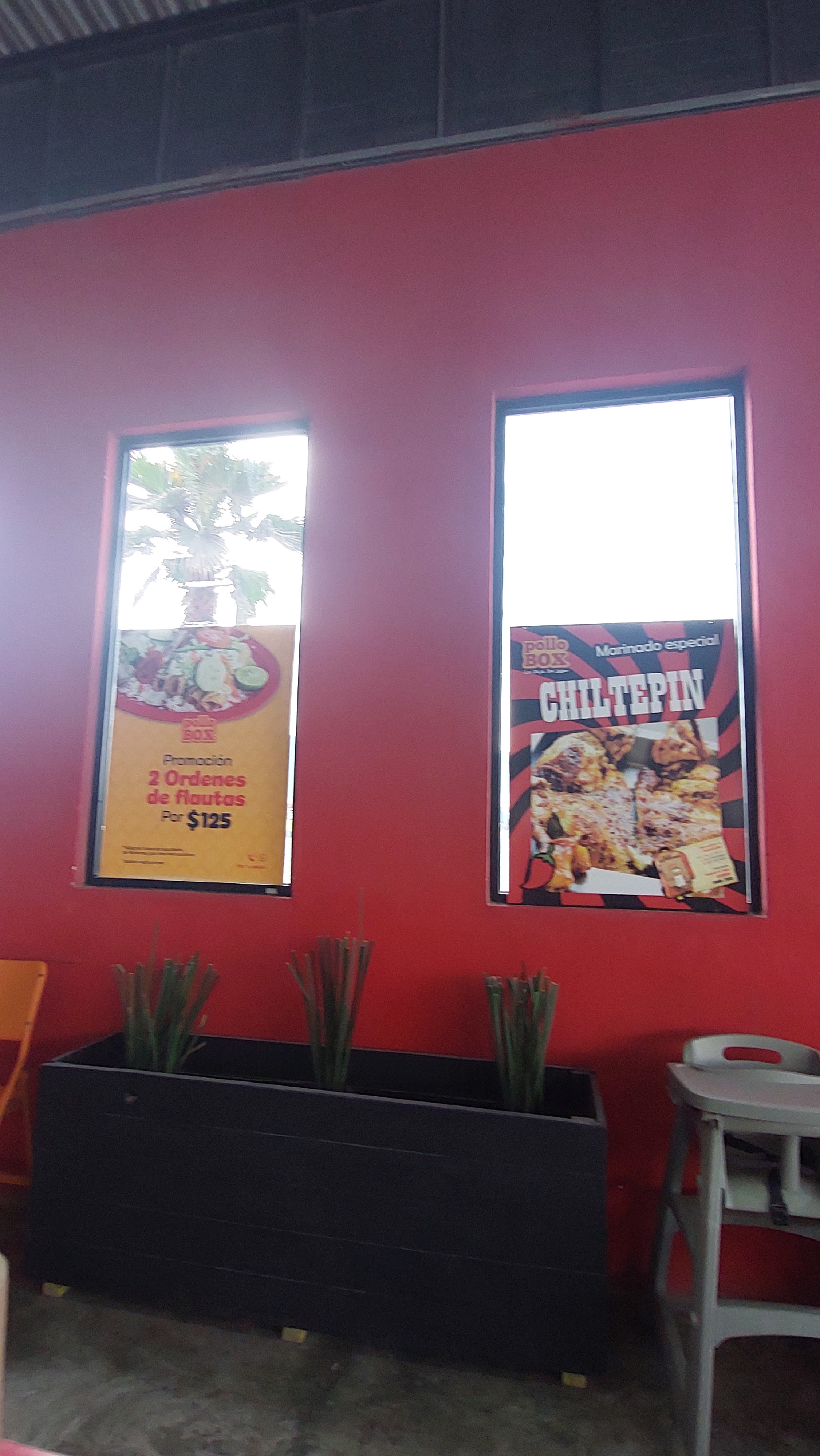 Pollo box Suc. Sor Juana image 6