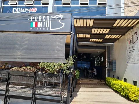 Porco Mio Bistro image 6