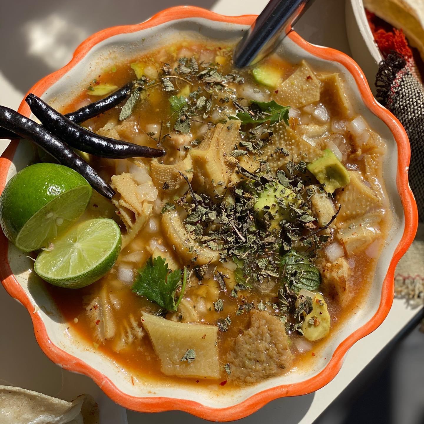 Menuderia Yuly image 3