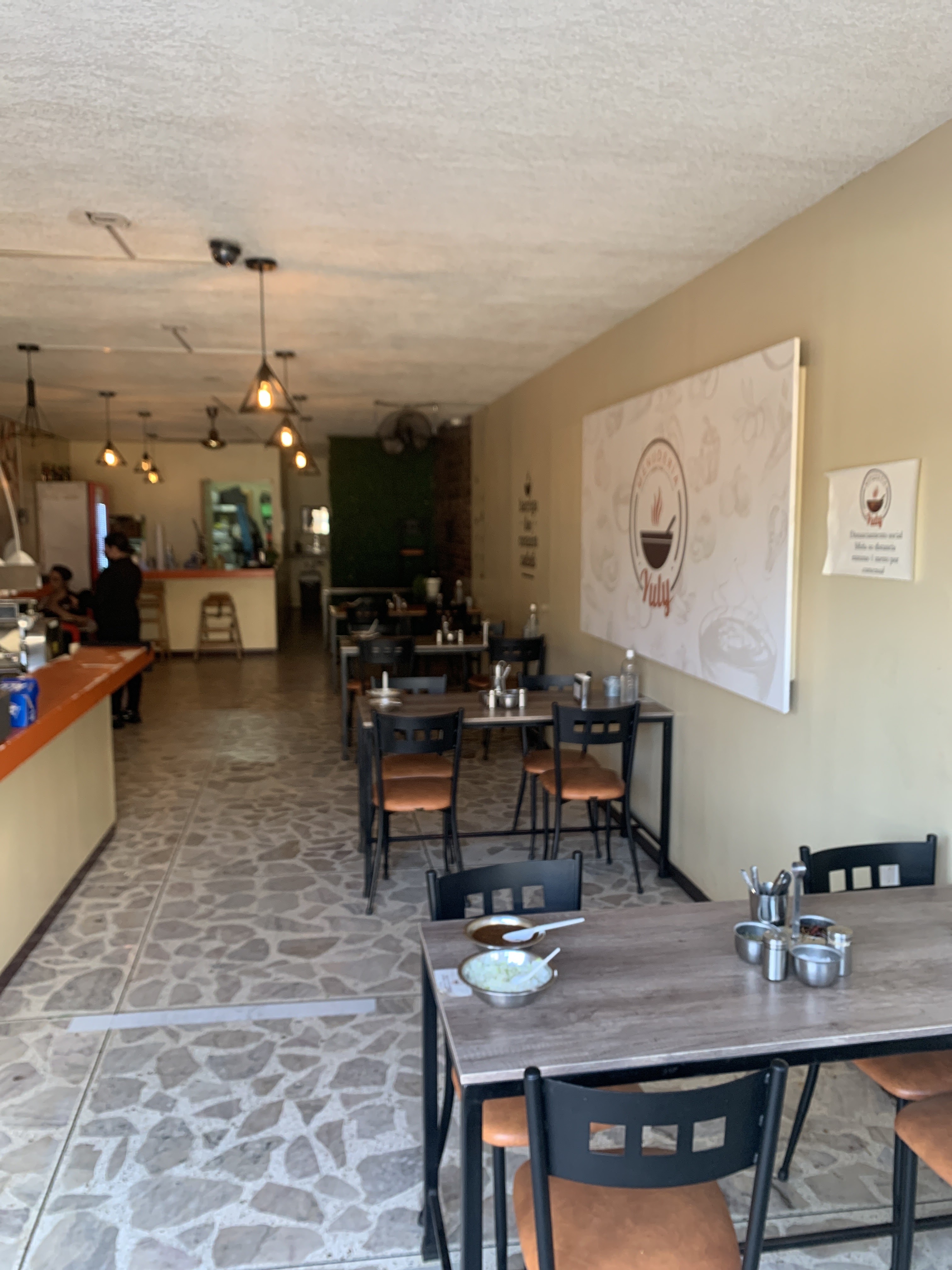 Menuderia Yuly image 6