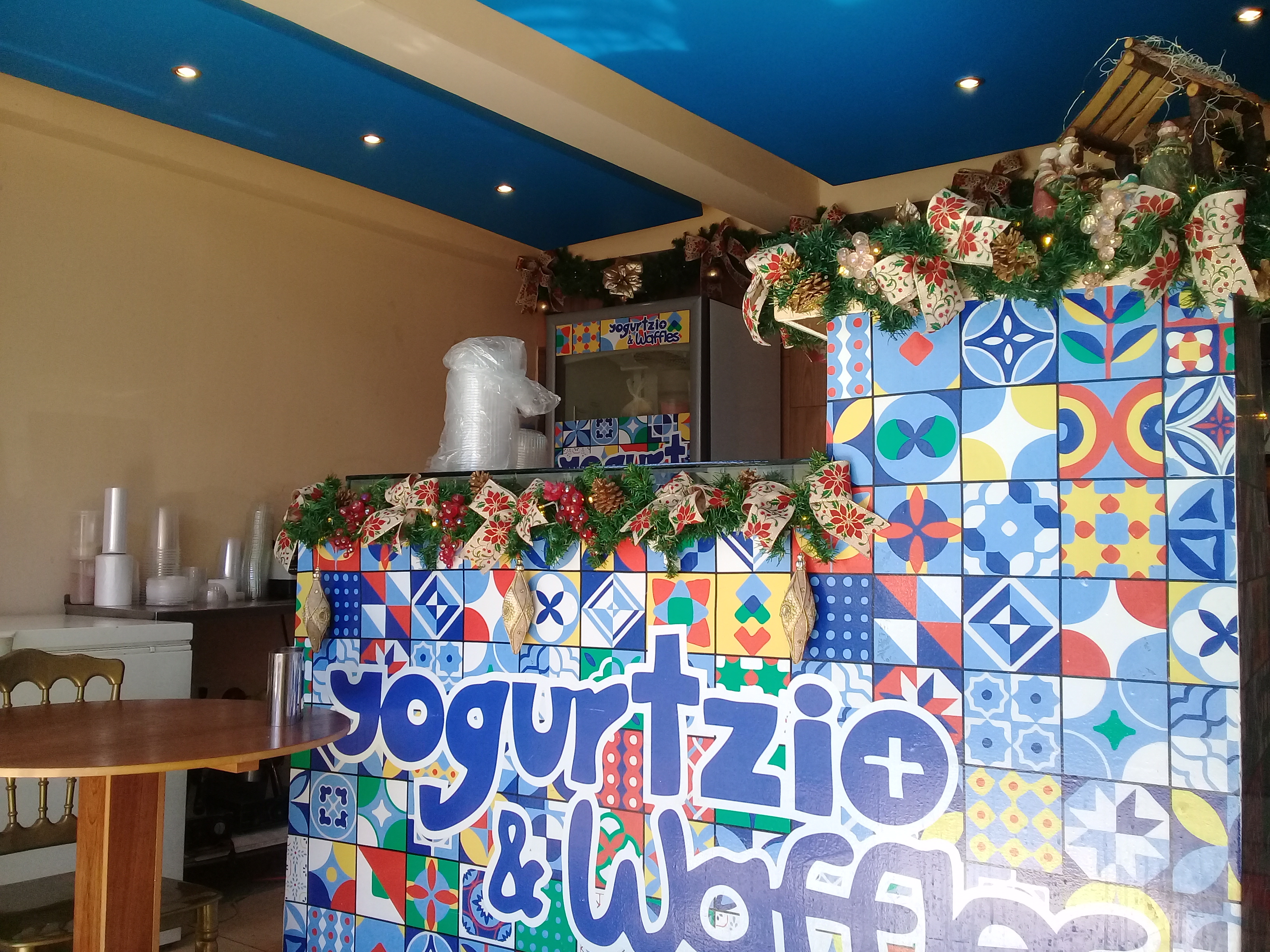 Yogurtzio & Waffles image 3