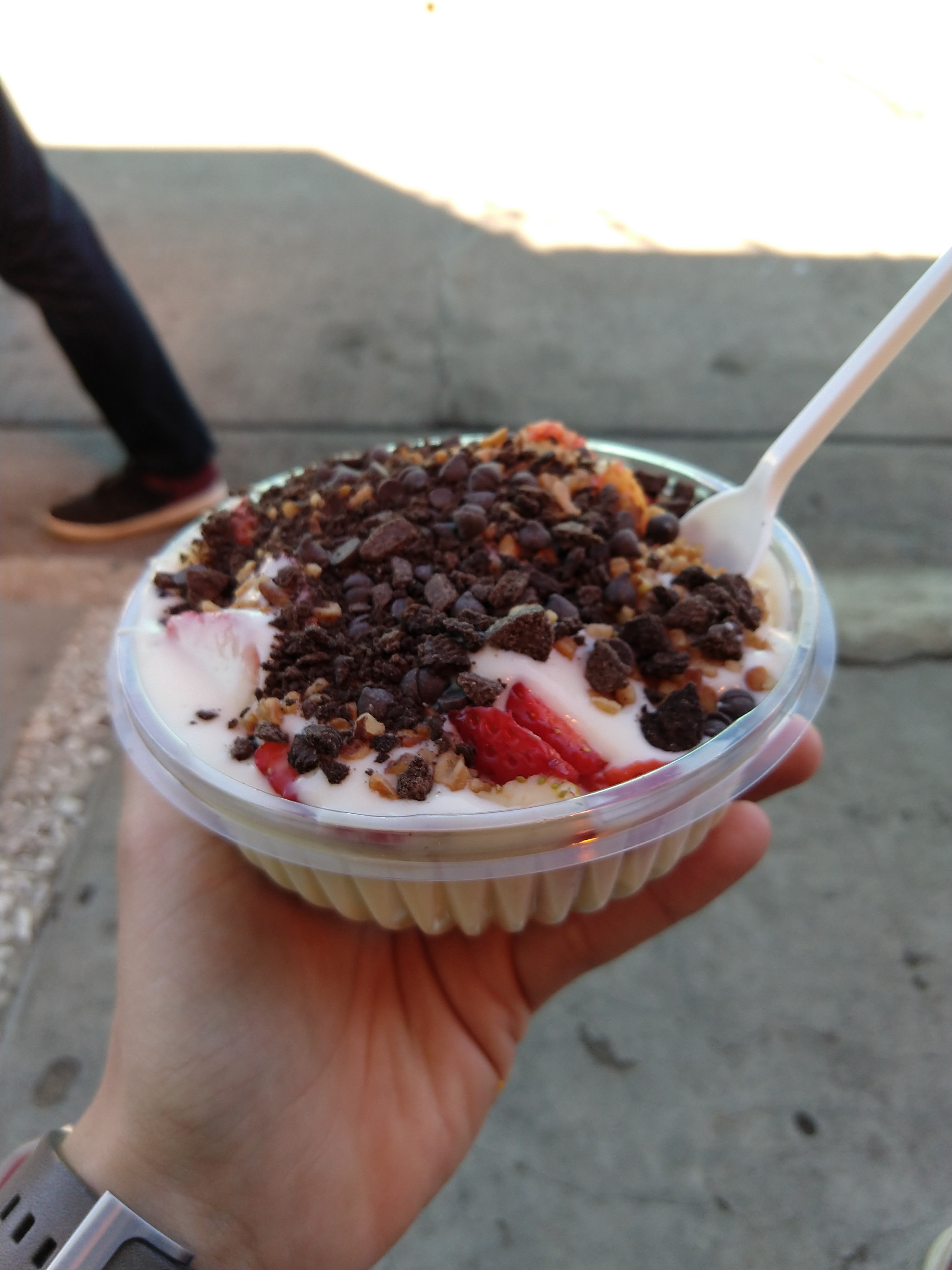 Yogurtzio & Waffles image 7