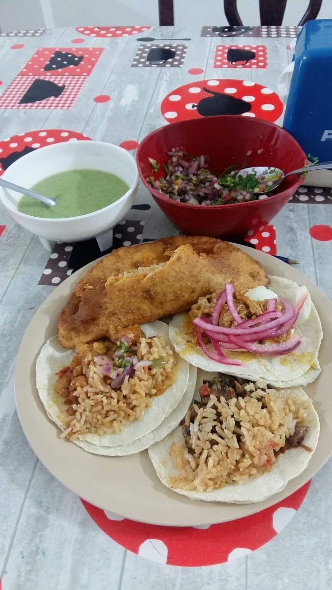 Taqueria La Sin Hueso image 3