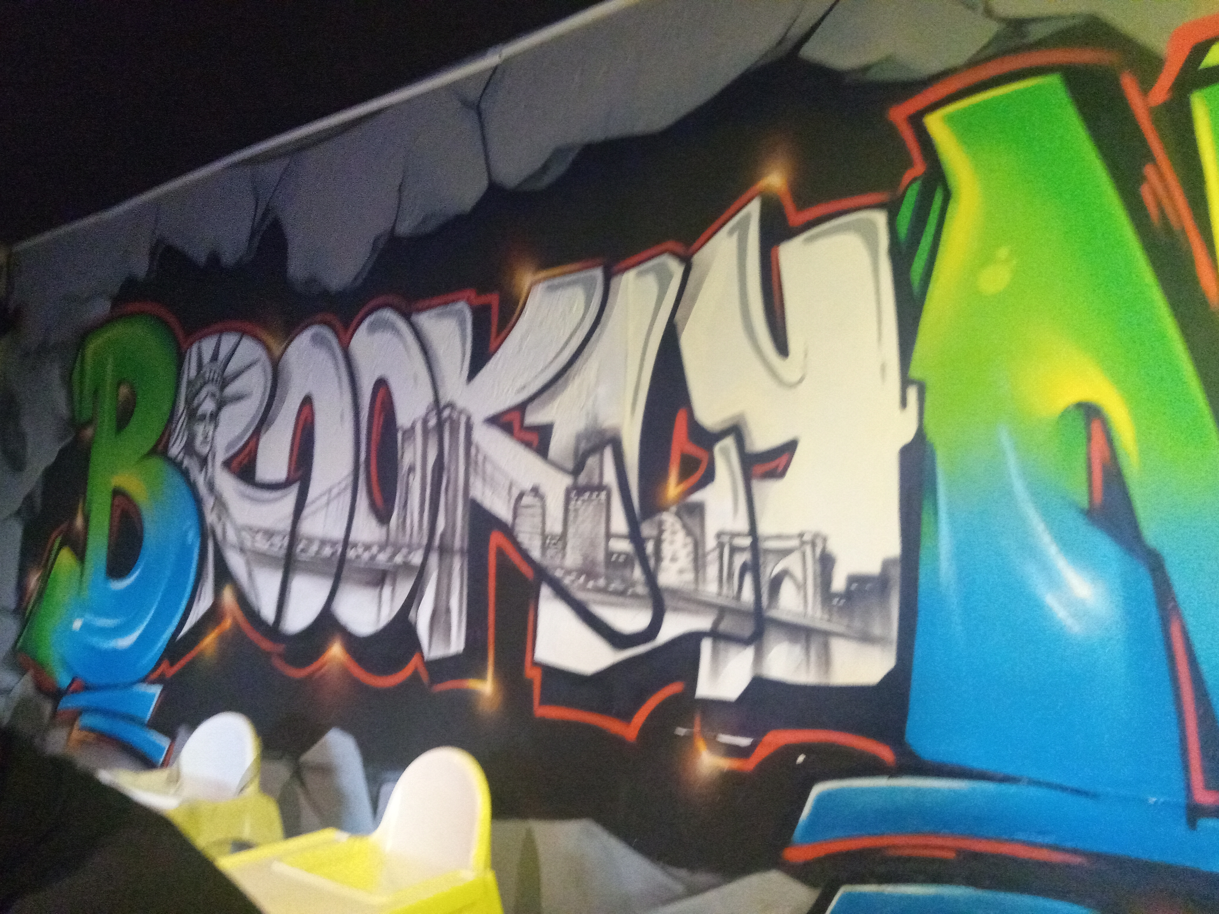 Brooklyn Burger & Grill Cholula image 7