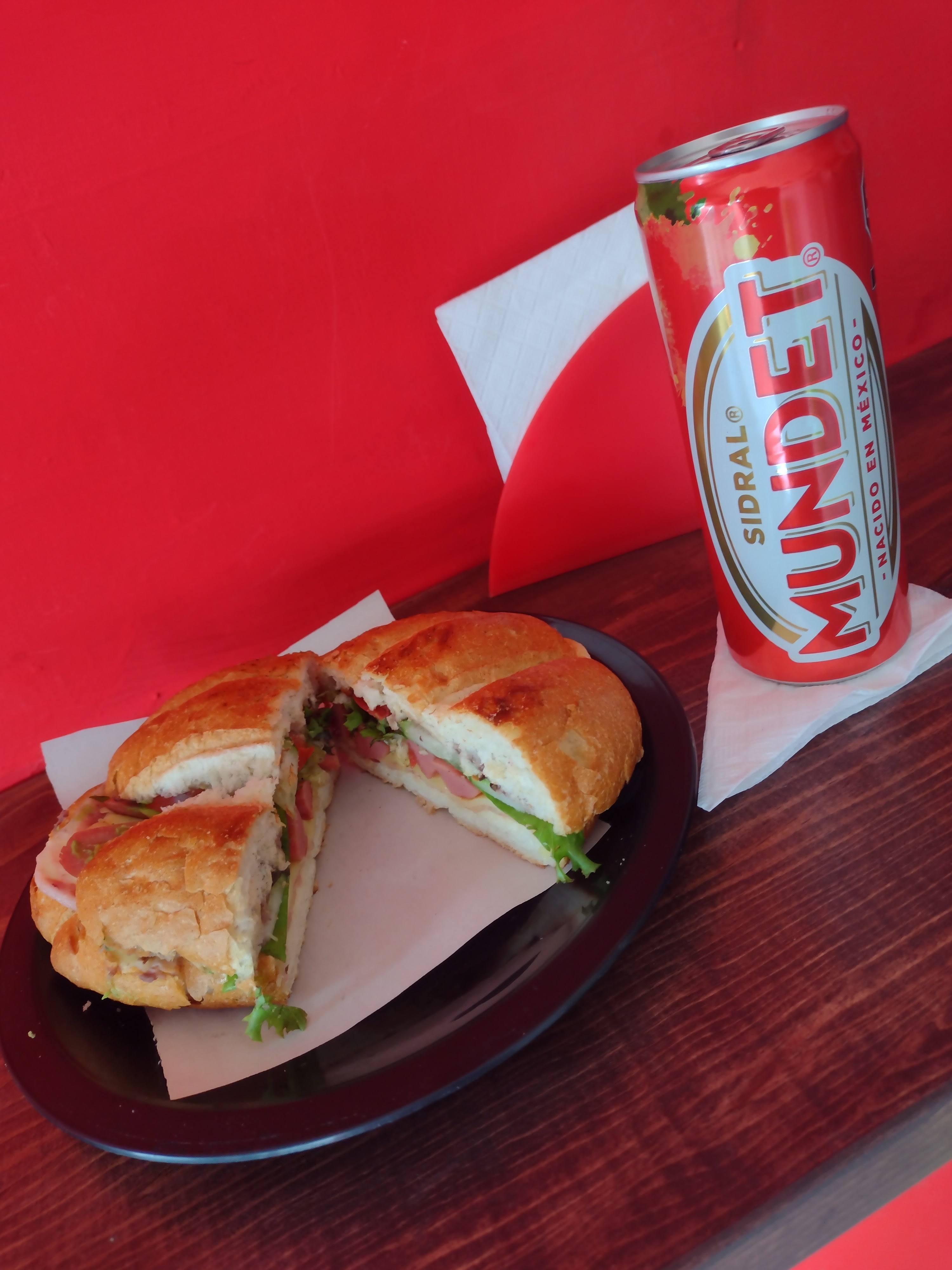 Los Capiruchos (Tacos y Tortas) image 9