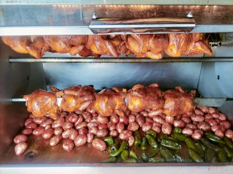 Rosticeria Las Alitas image 1