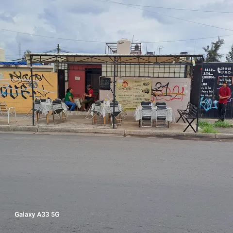 Cenaduria Las Comadres image 1
