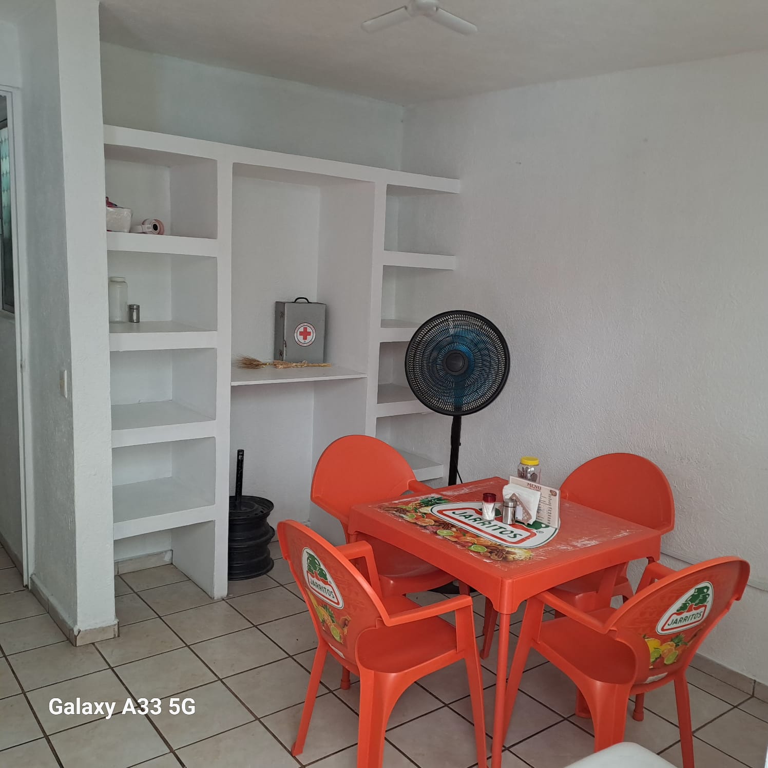 Cenaduria Las Comadres image 4