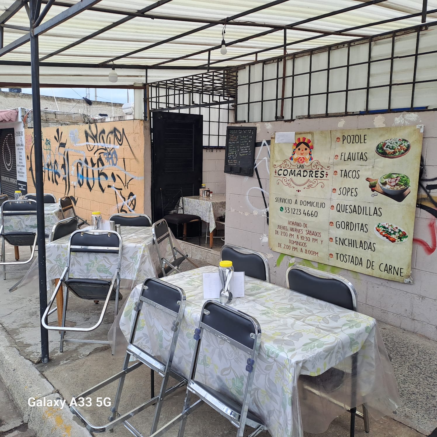 Cenaduria Las Comadres image 7