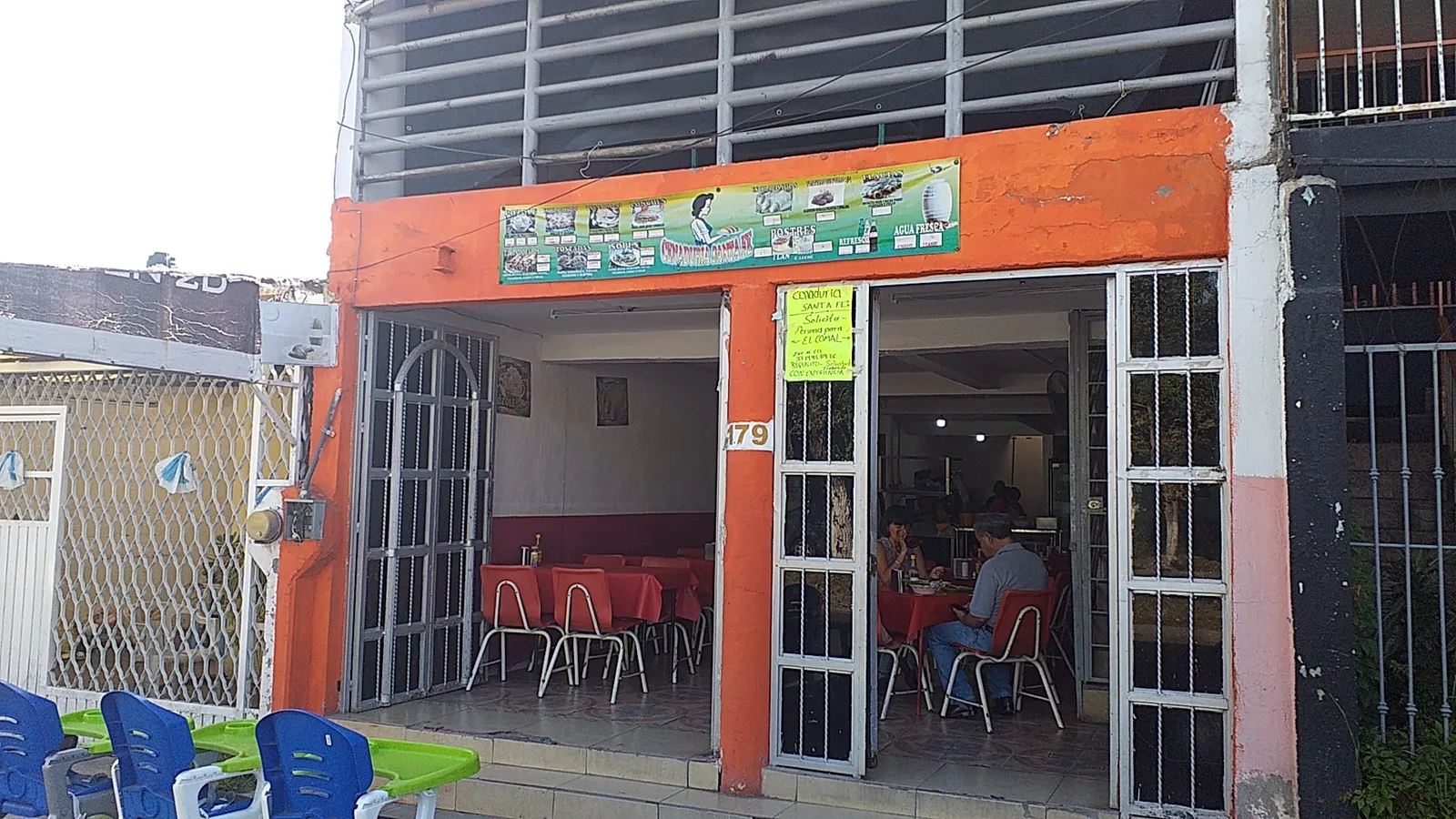 Cenaduria Las Comadres image 10