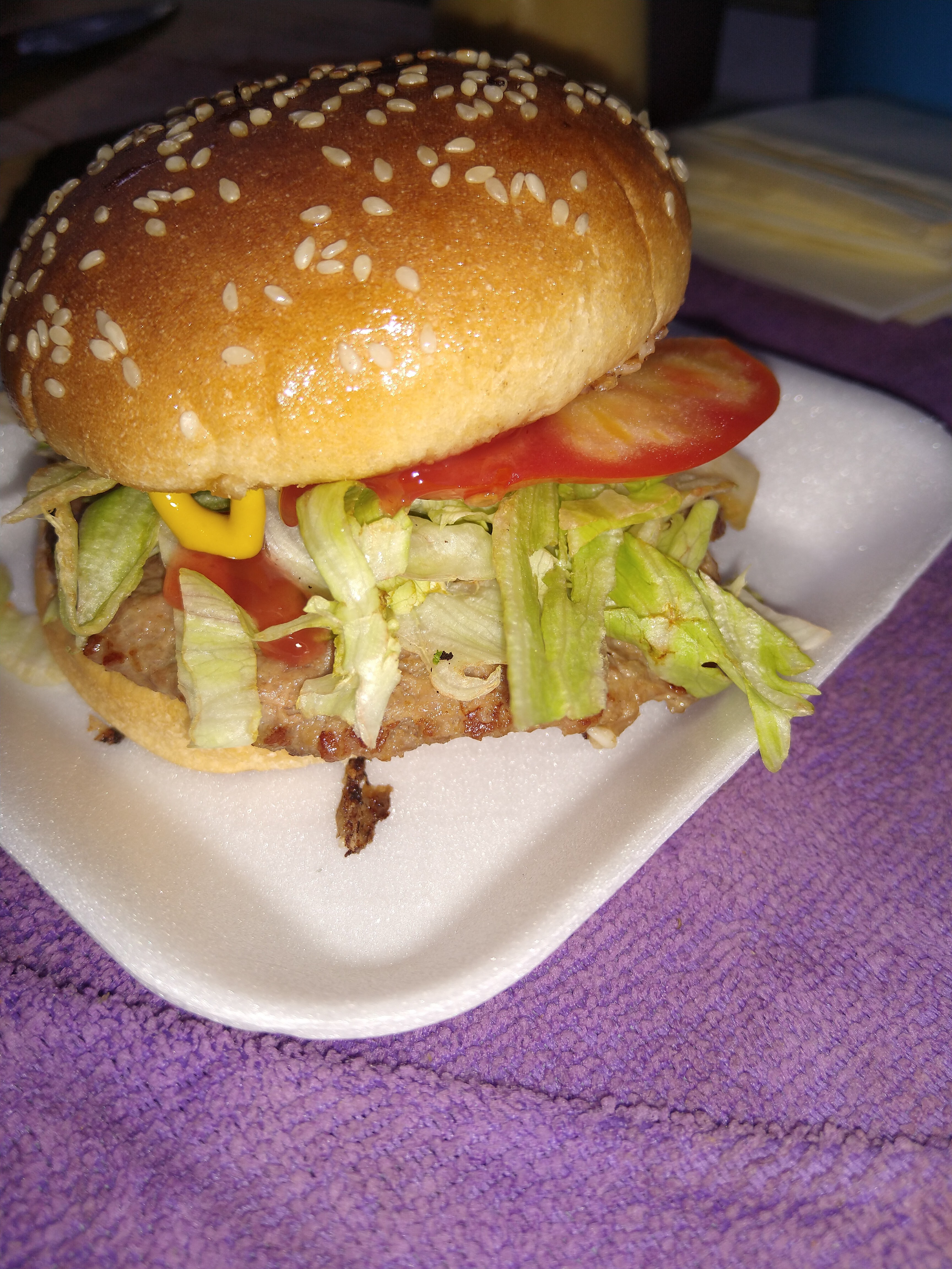 ¡Llégale a la burguer! image 2