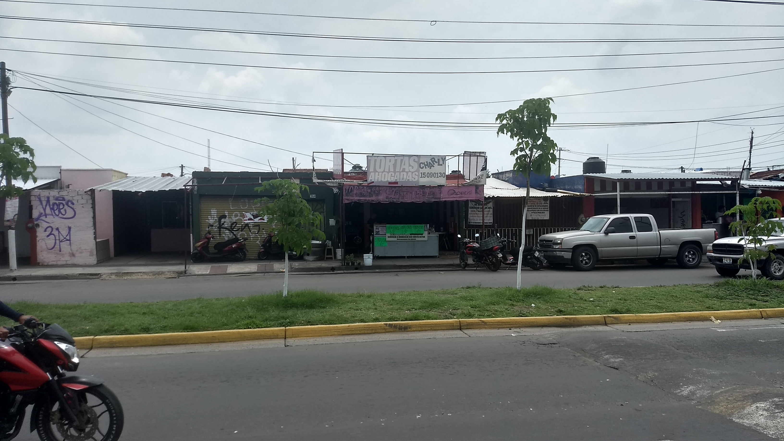 Tortas Ahogadas Charly image 1