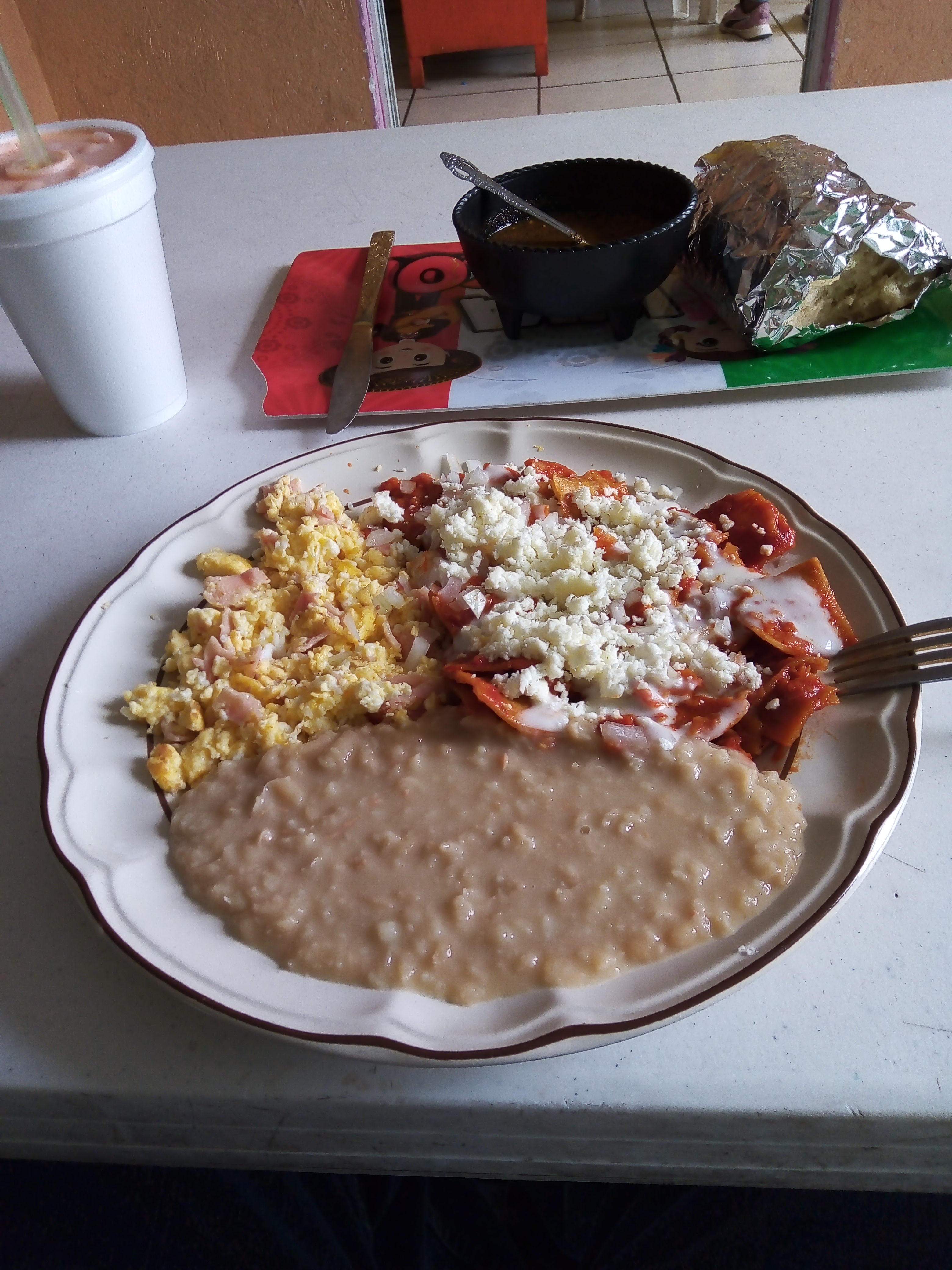 Los Tres Chefs image 1