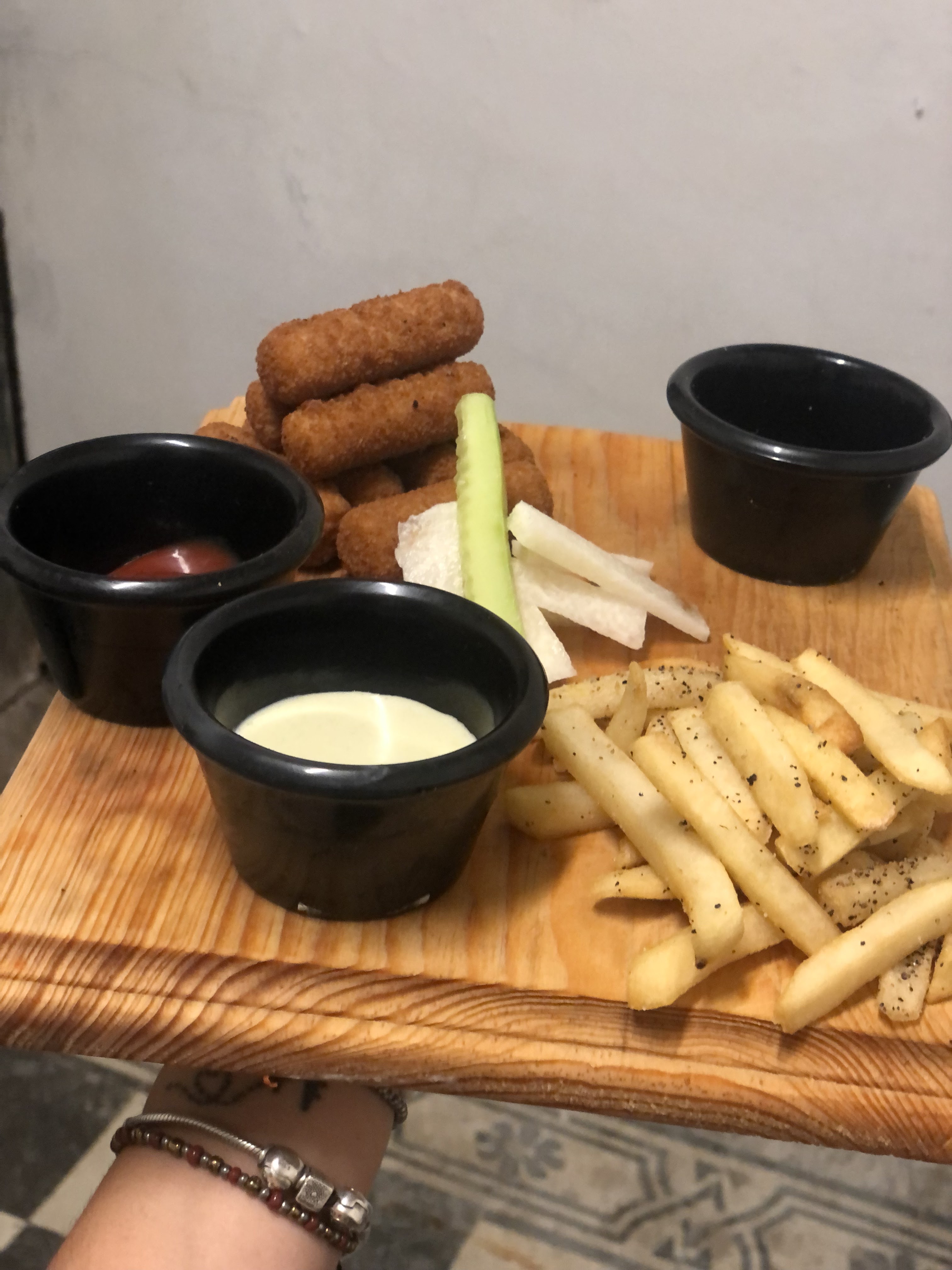 Beraki Mixología & Yardas image 2