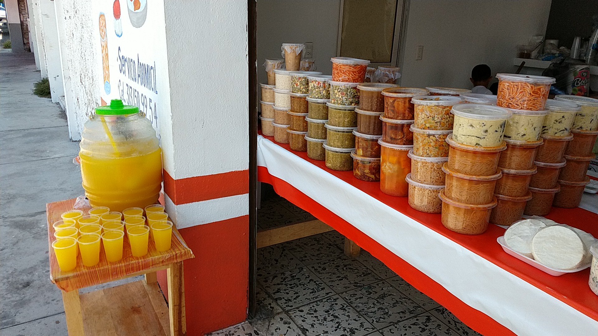 "Comidas Catalina" image 1