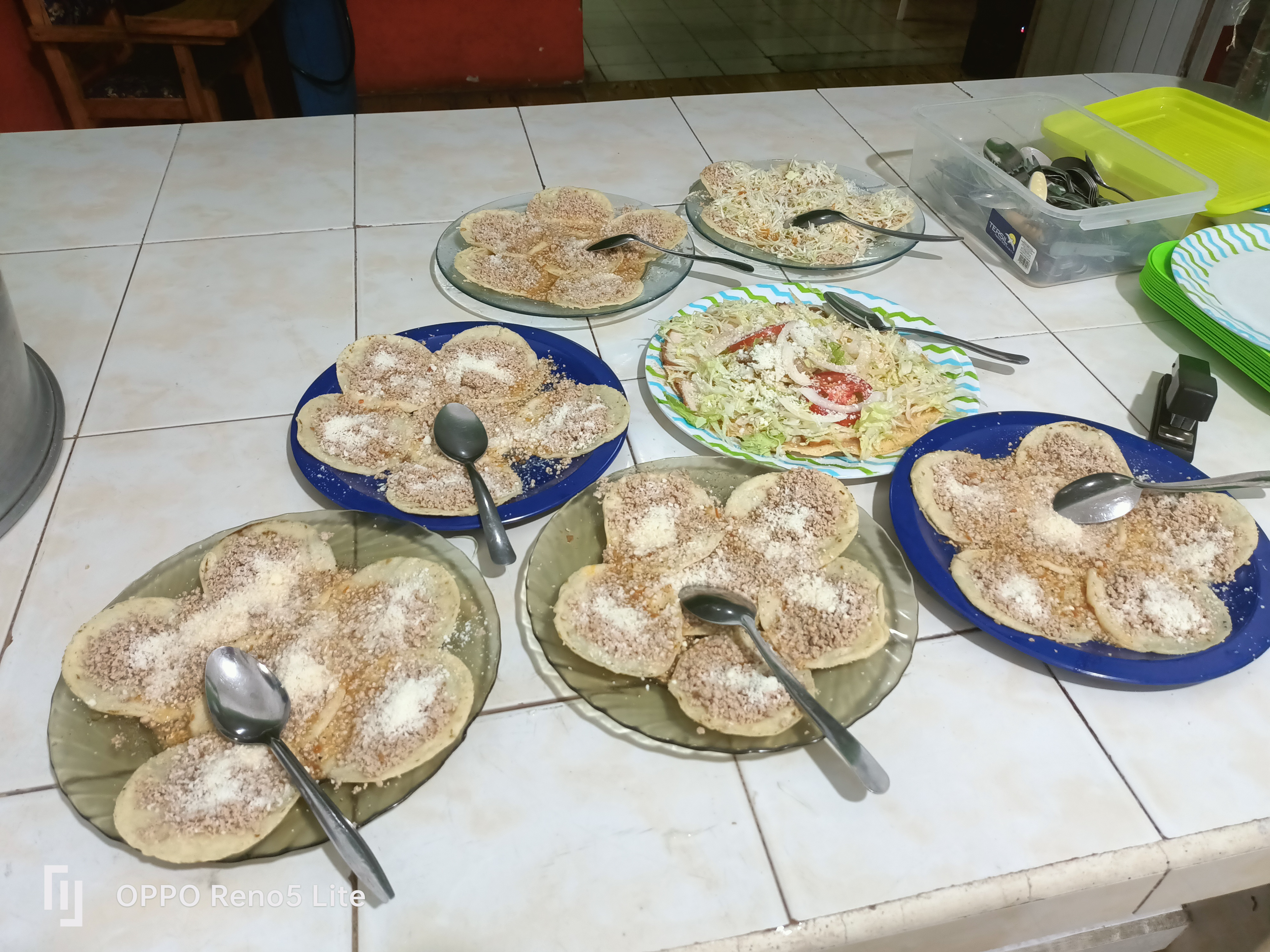 cenaduria sevilla image 2